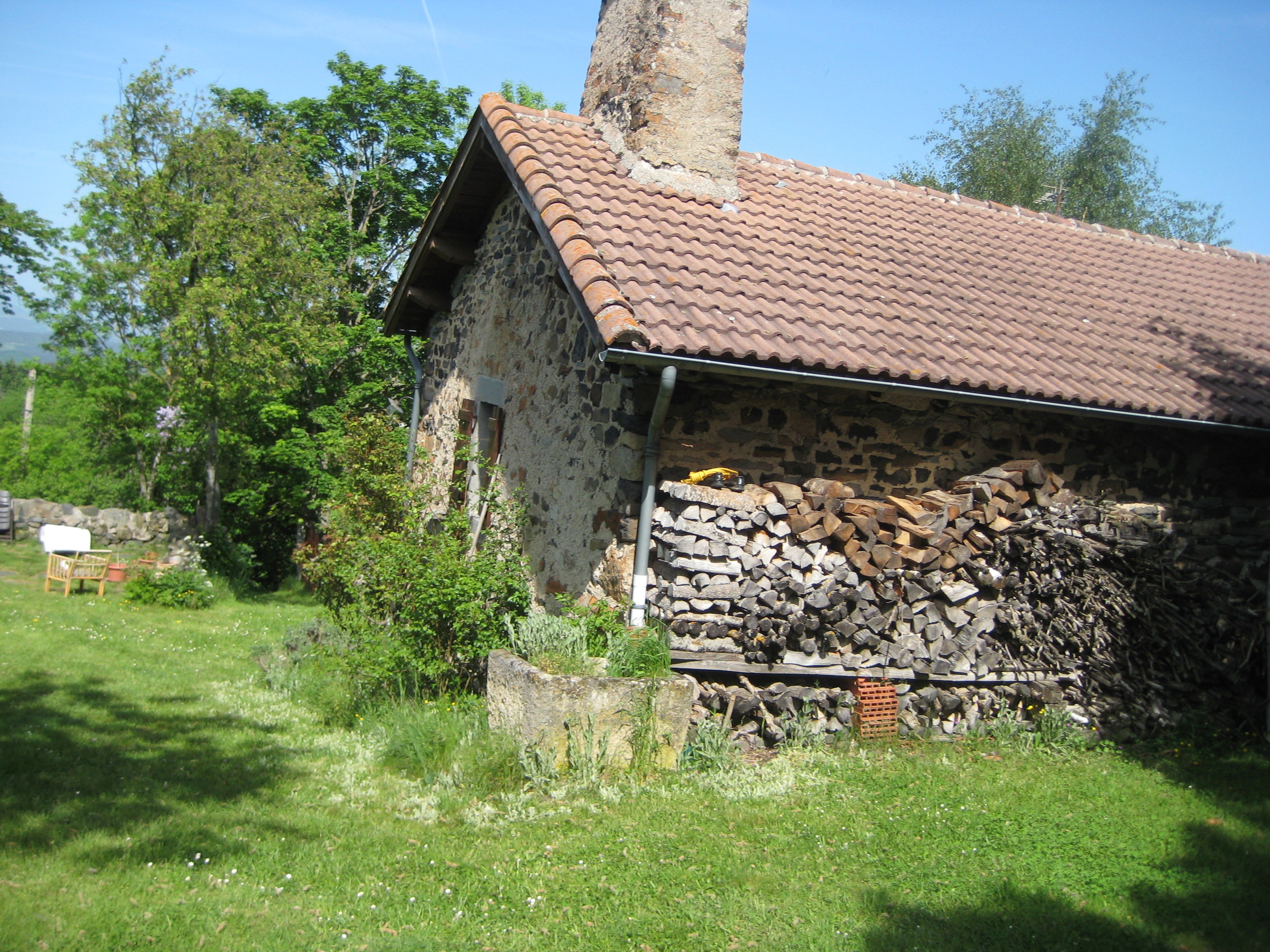 Naturhäuschen in Saint-Julien Chapteuil