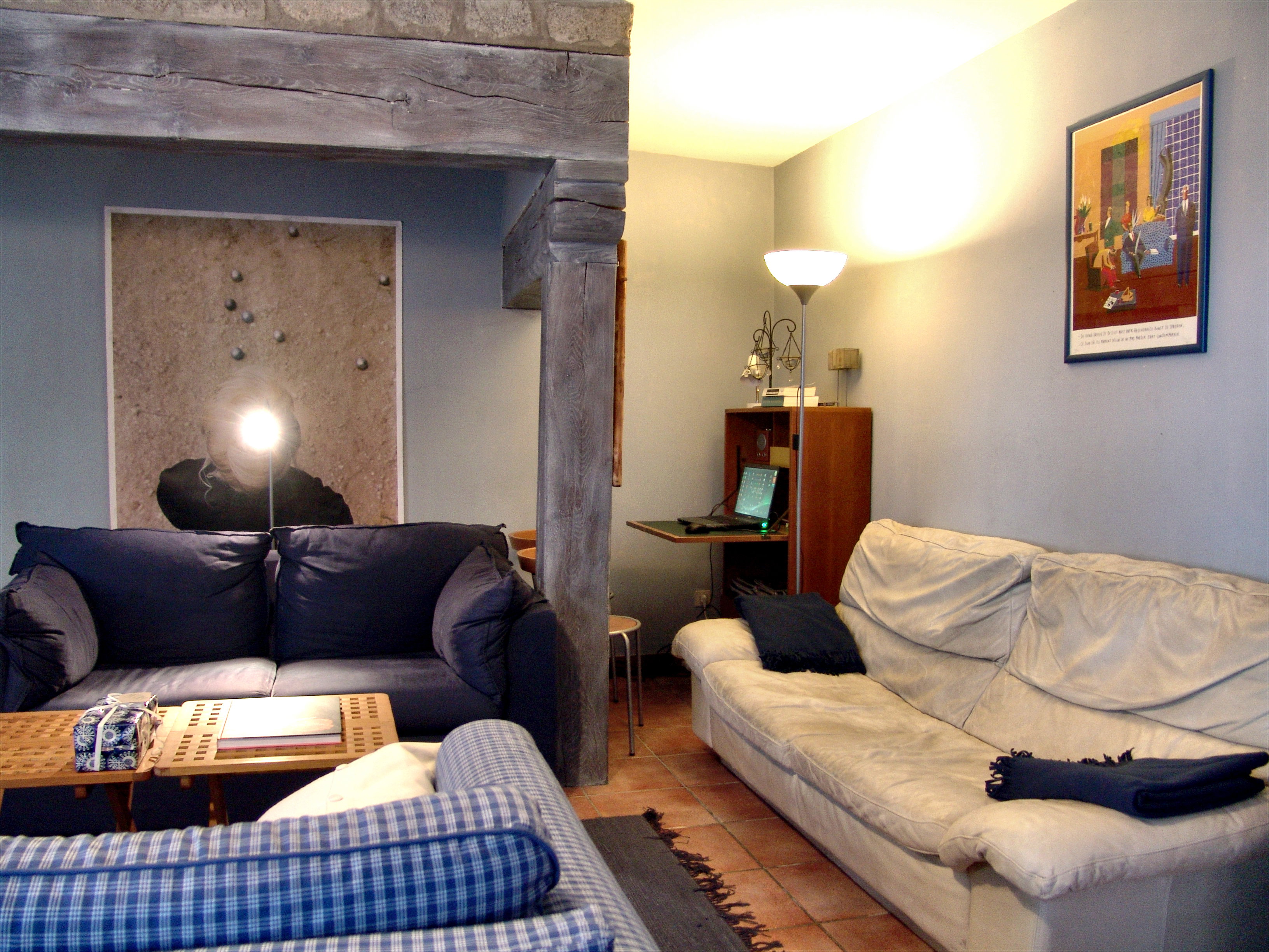 - image: 11