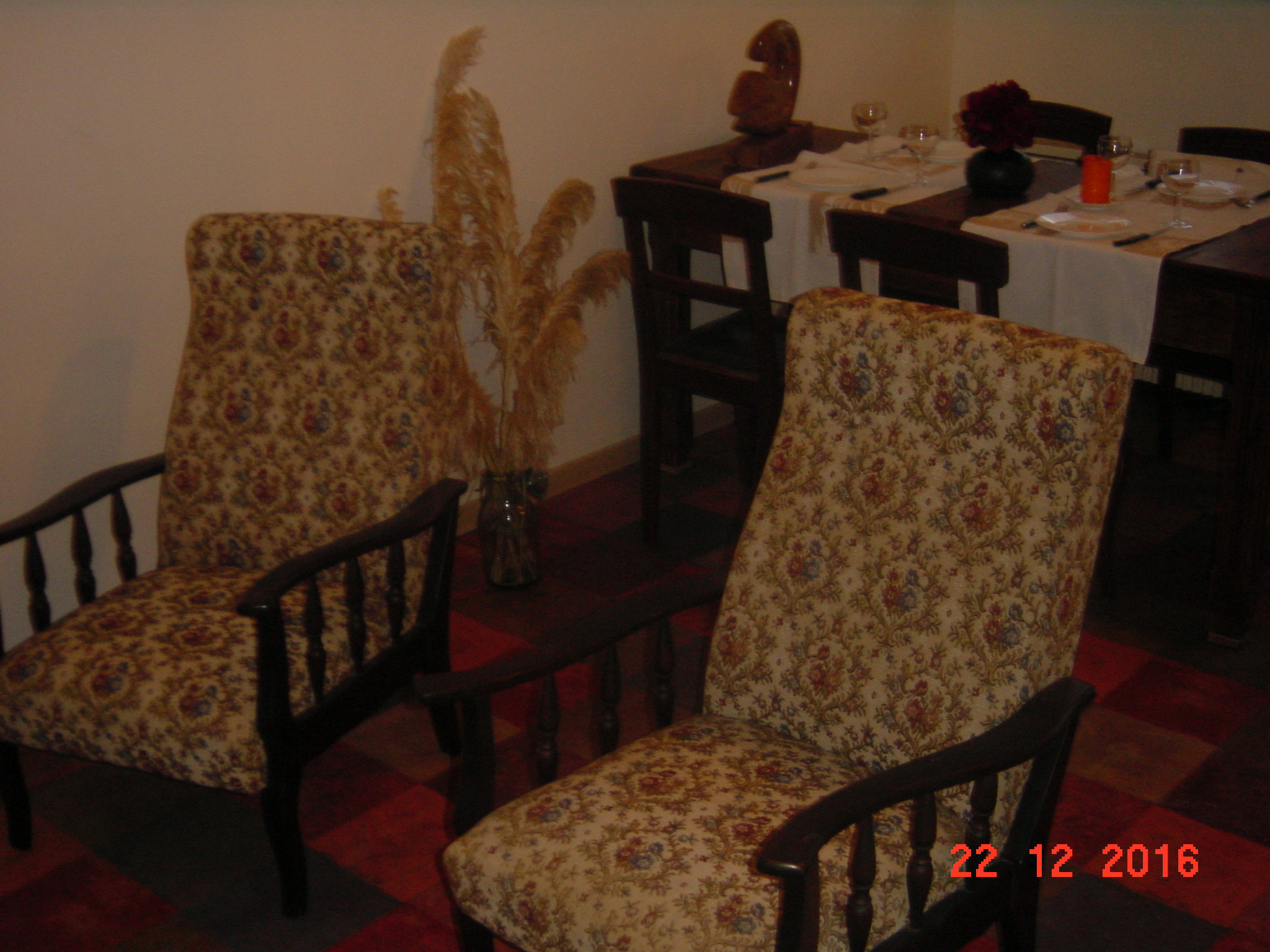 - image: 7