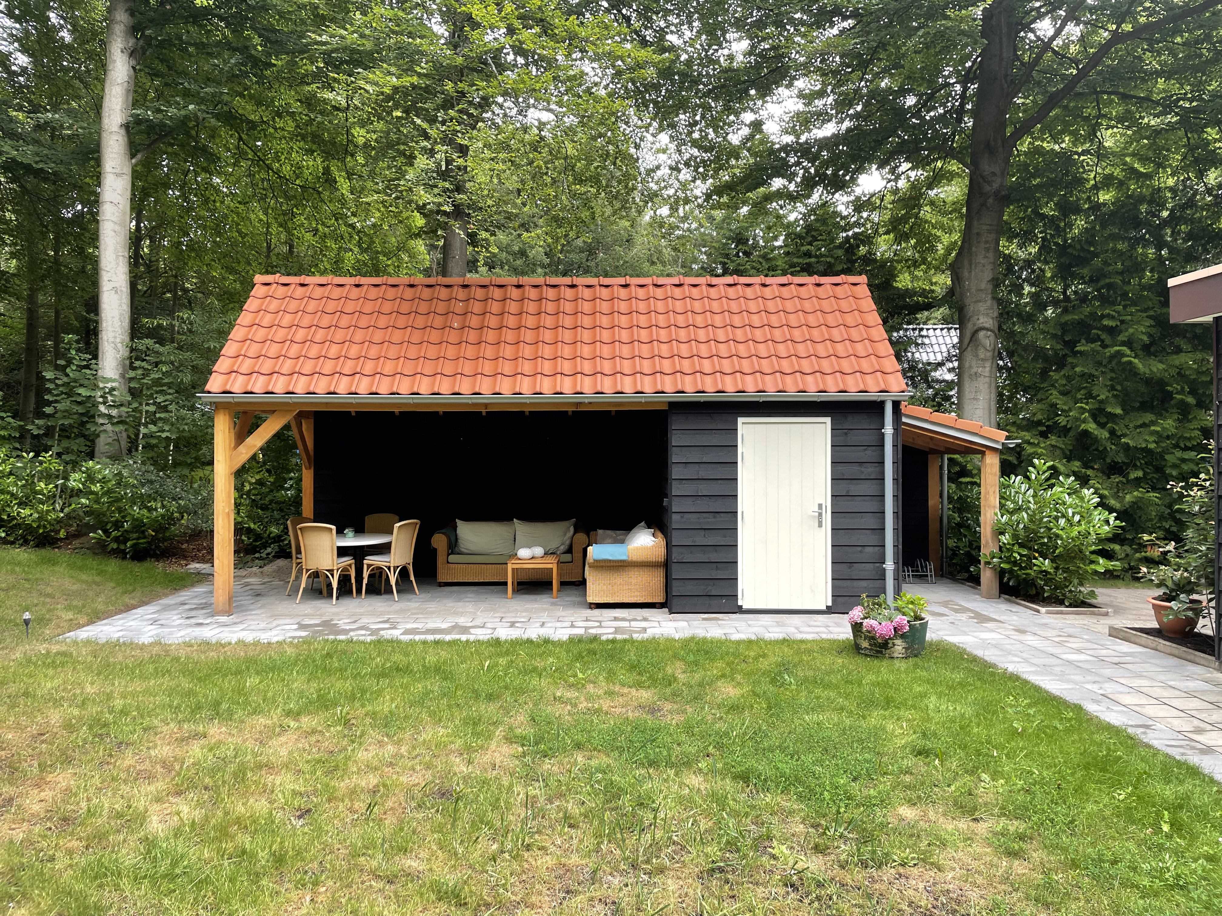 Naturhäuschen in Oudemirdum