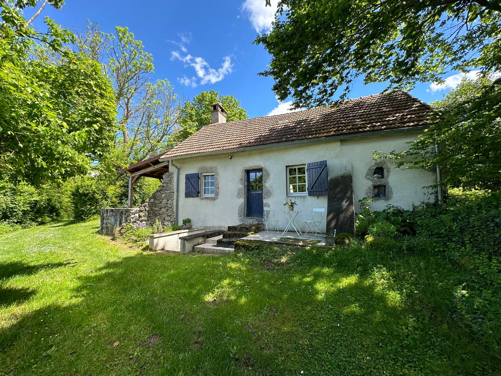 Nature house in Montaigu le Blin