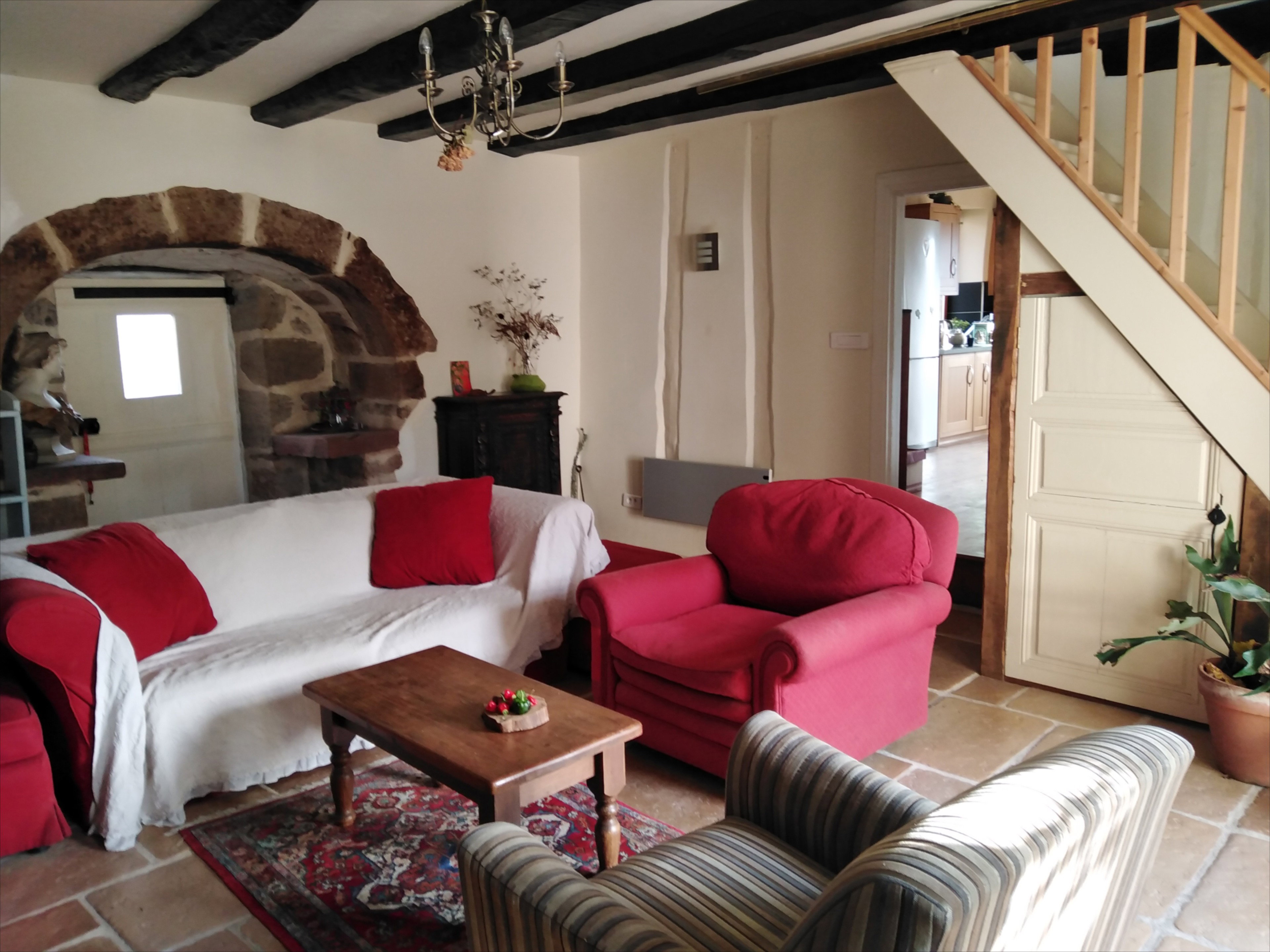 Casa nella natura a Saint-Julien-Maumont