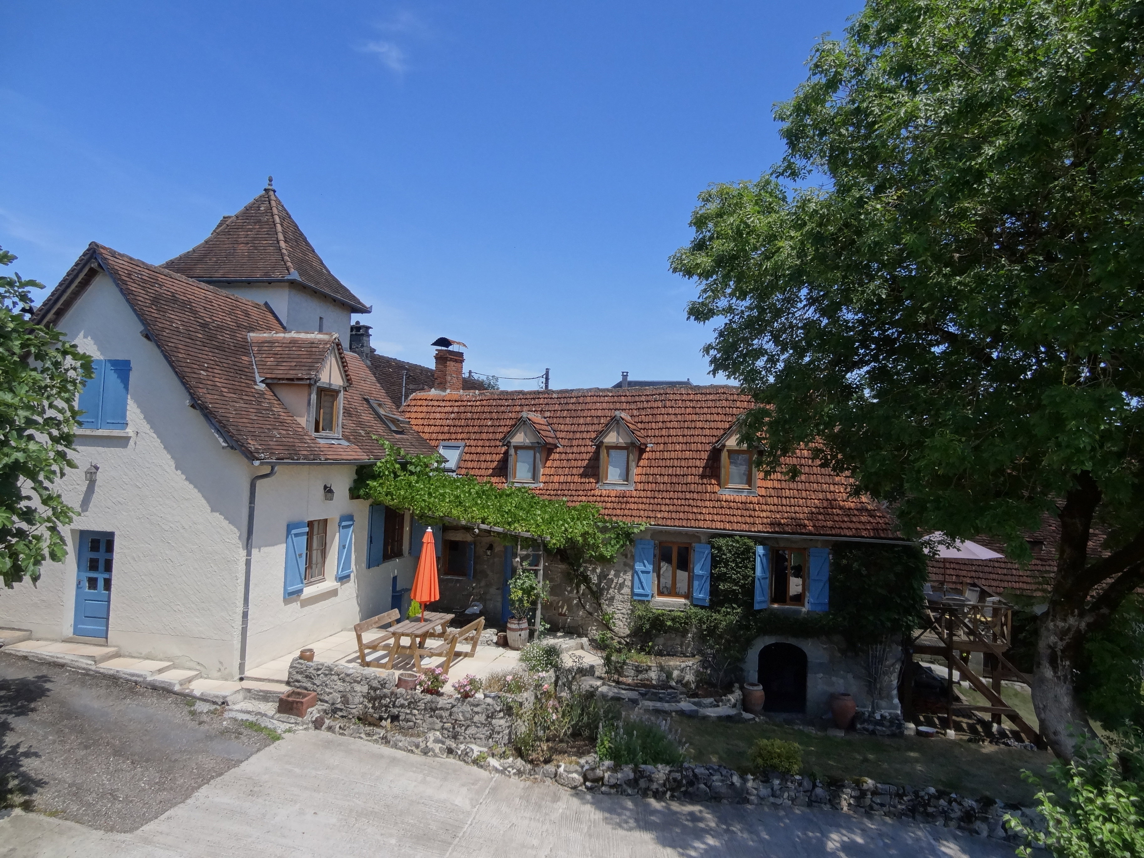 Casa nella natura a Saint-Julien-Maumont
