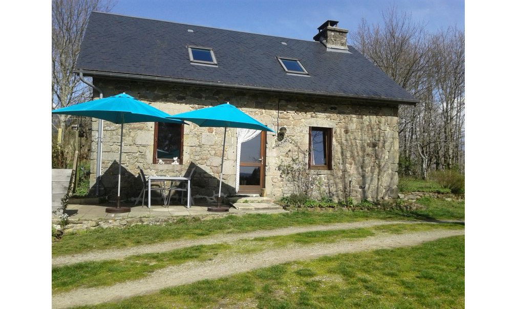 Casa nella natura a Serandon