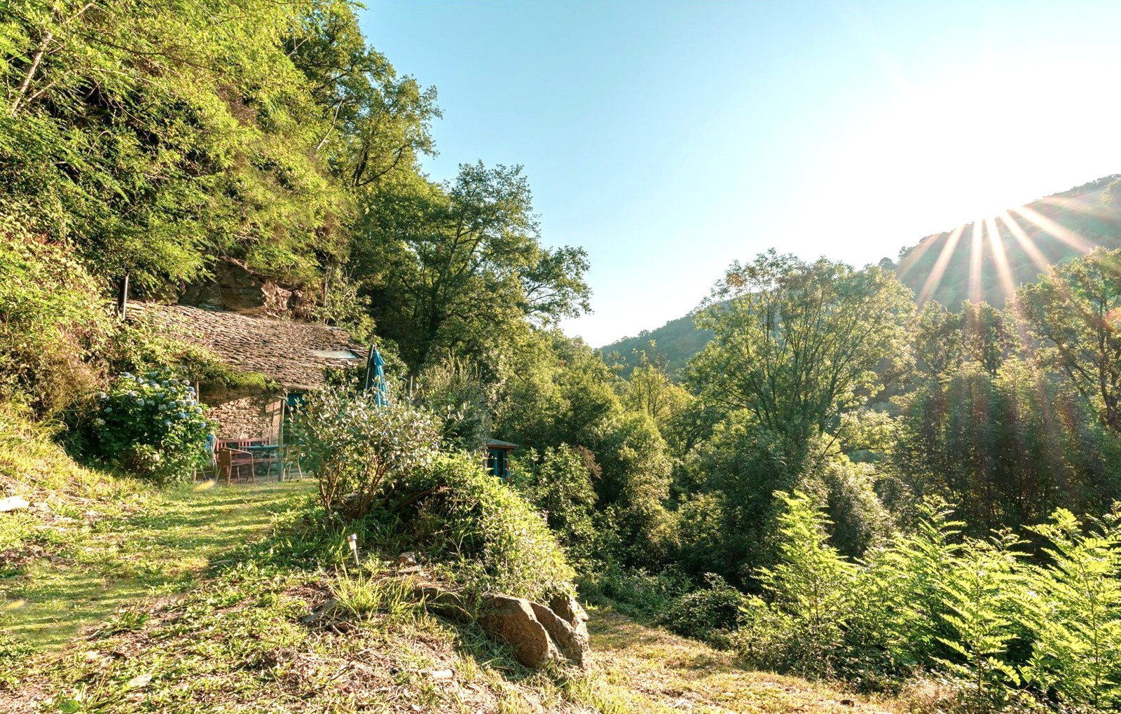 Casa nella natura a La Bastide-Solages