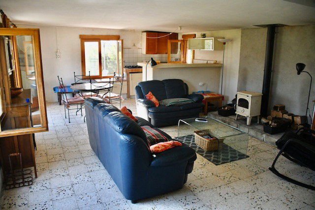 - image: 16