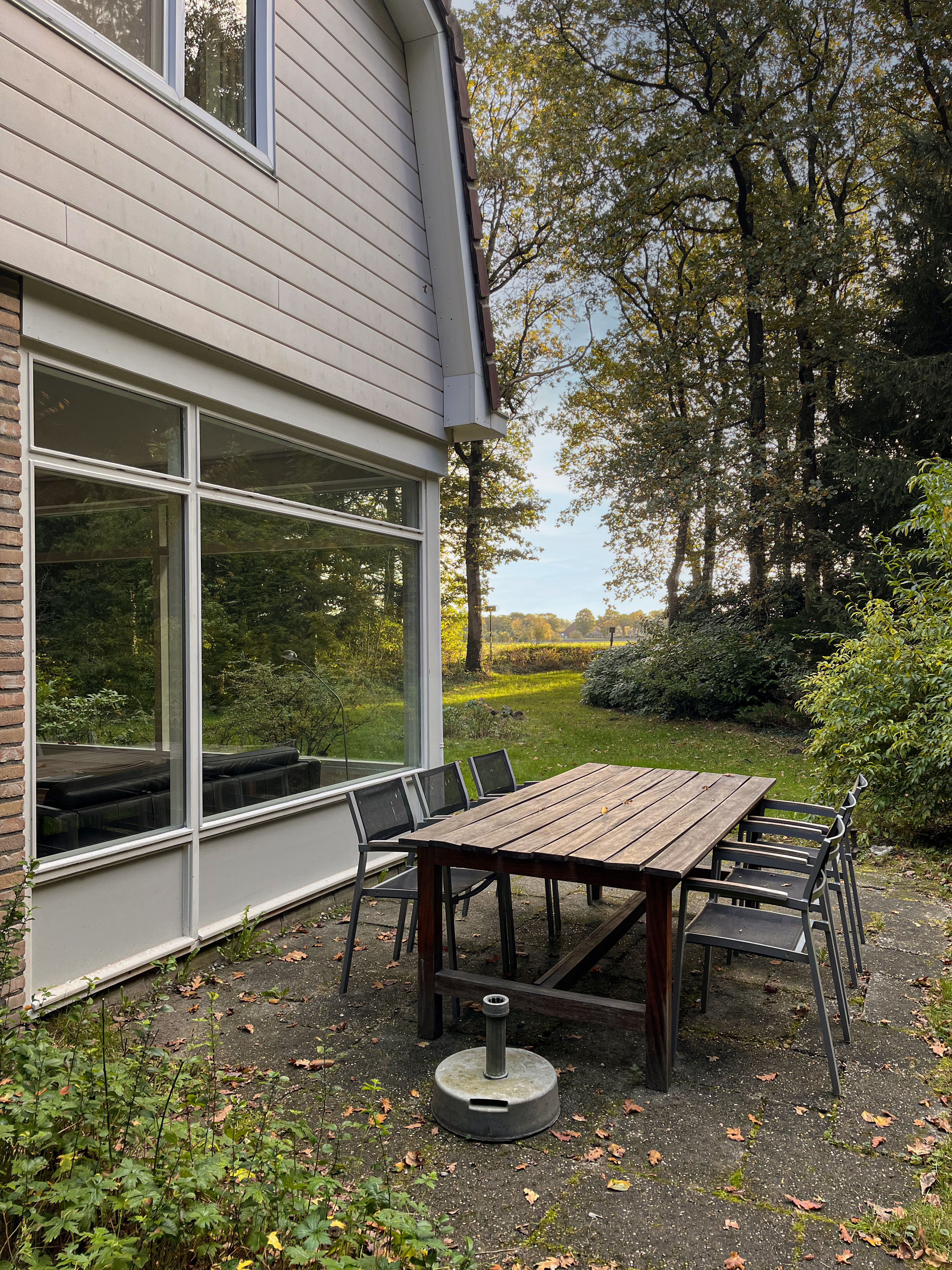 - image: 20