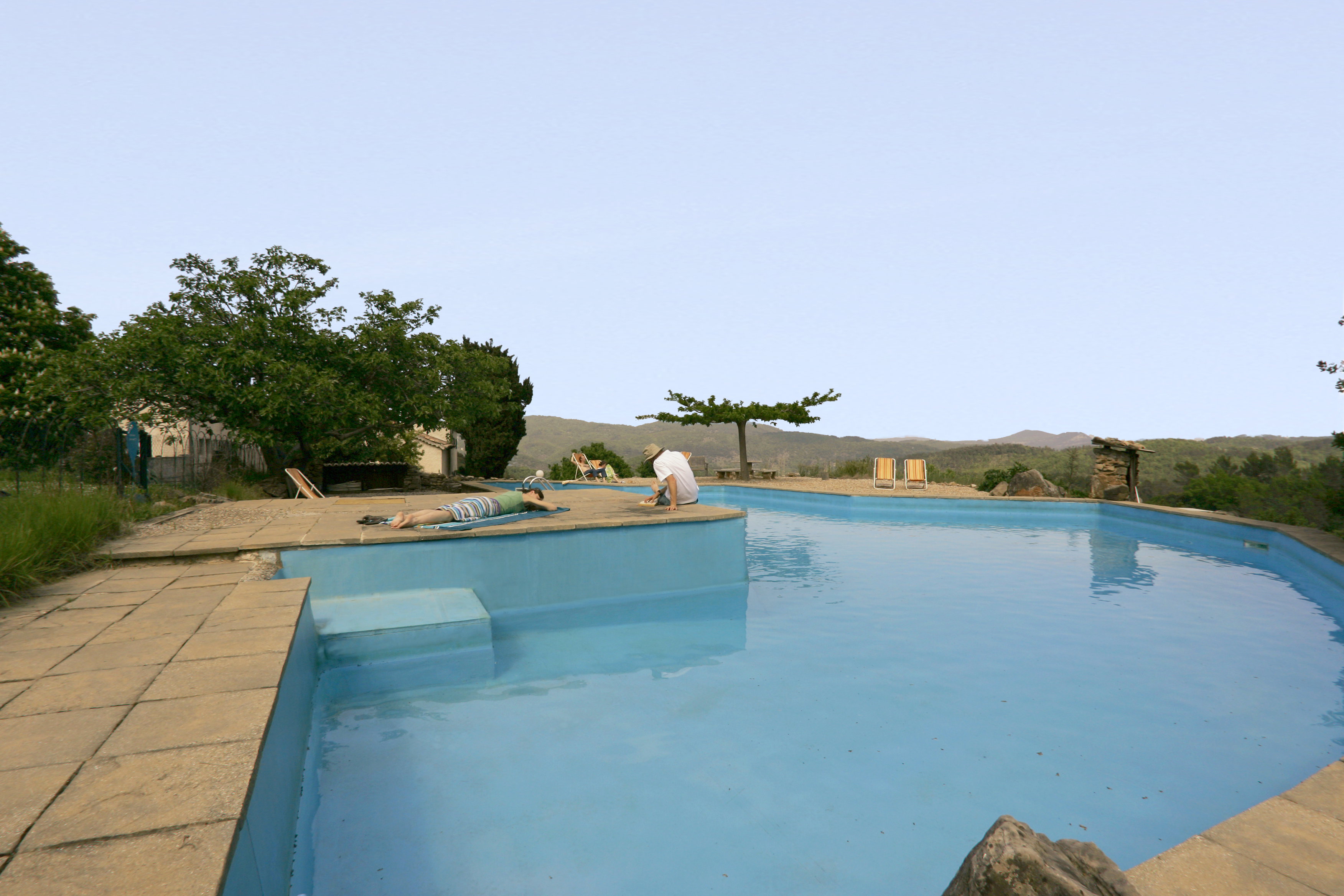 - image: 11