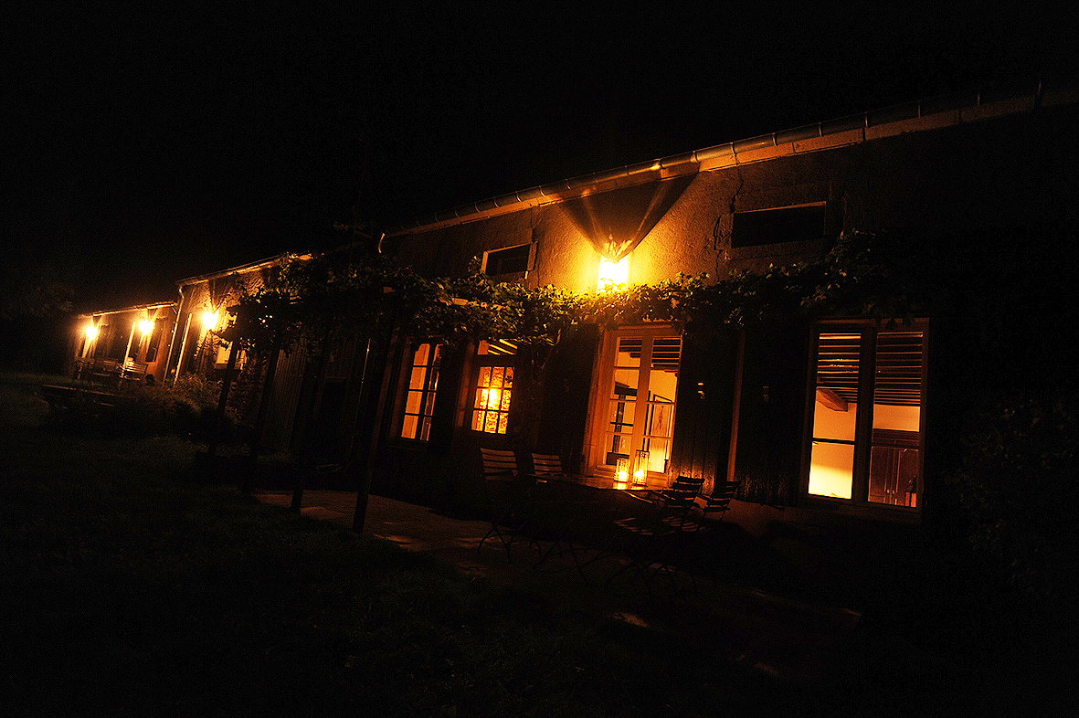 - image: 26