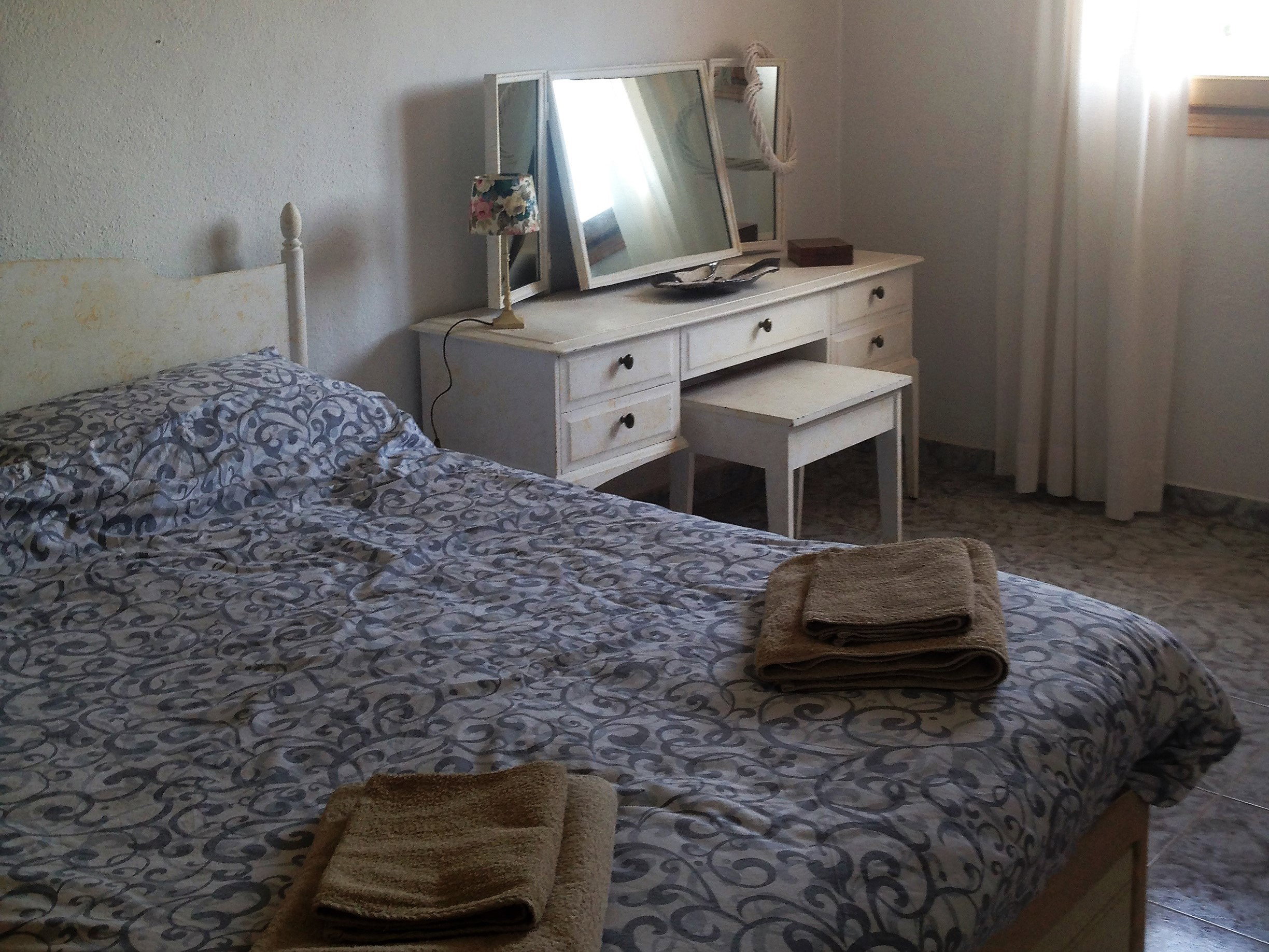 - image: 14