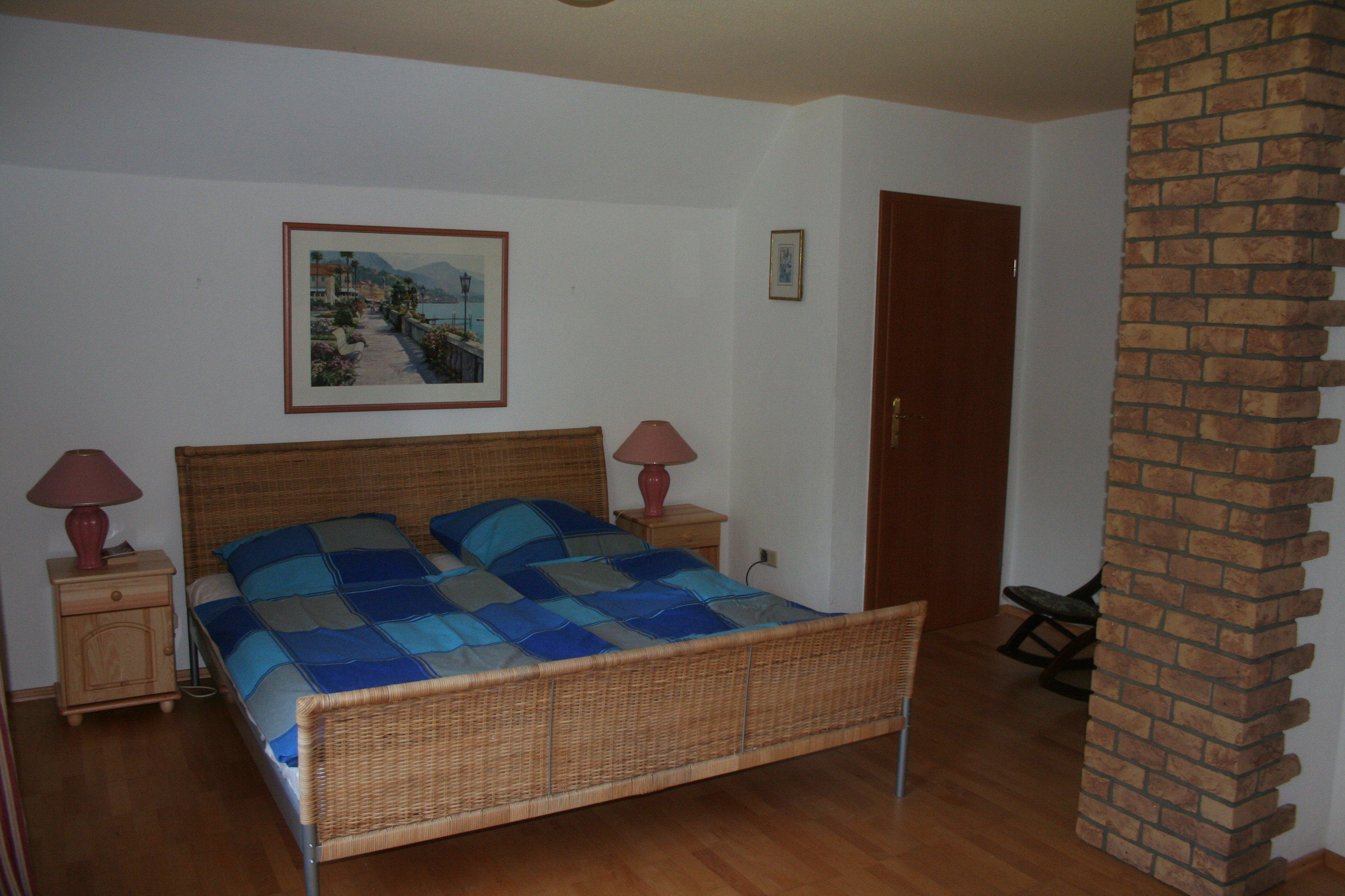 - image: 11