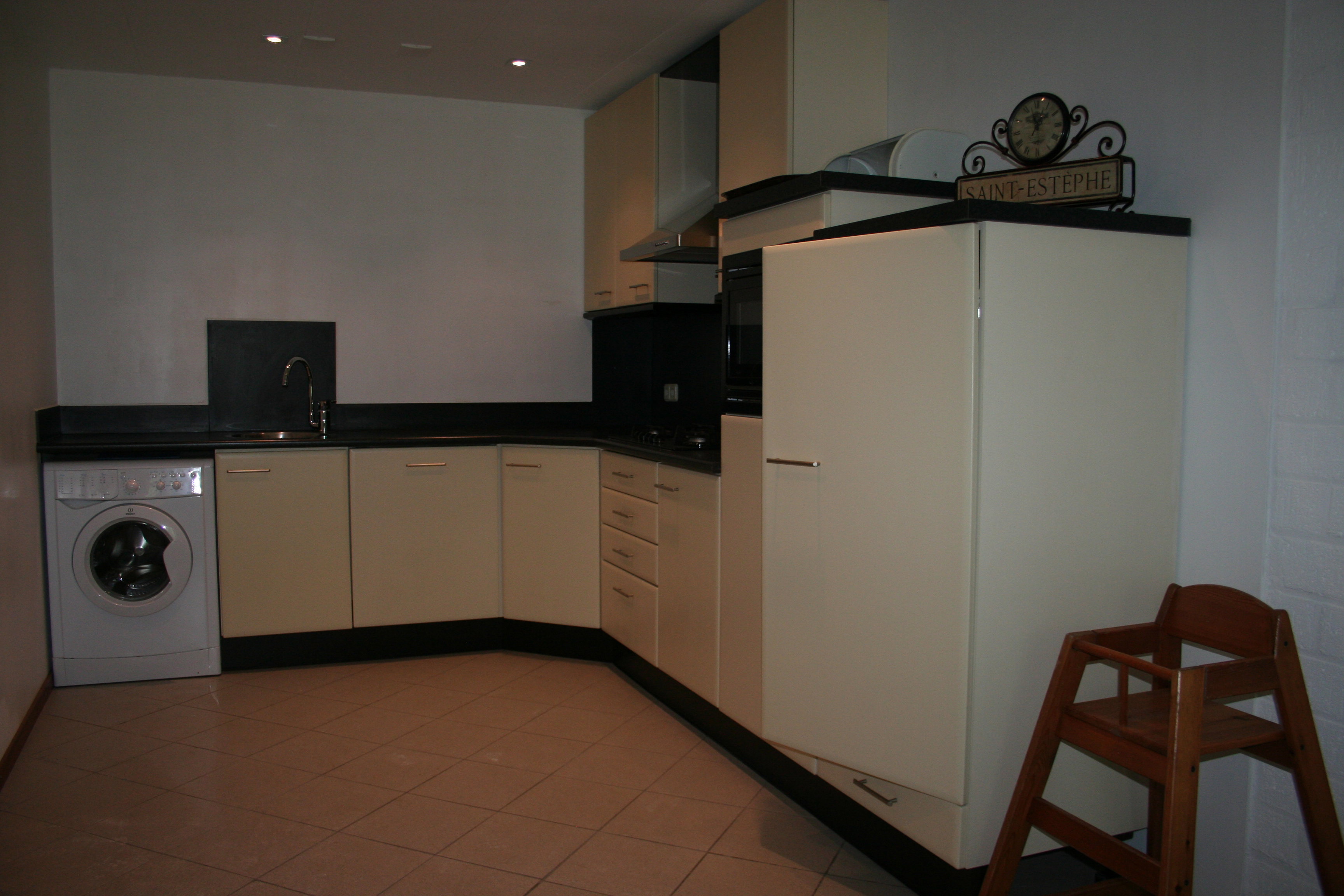 - image: 14