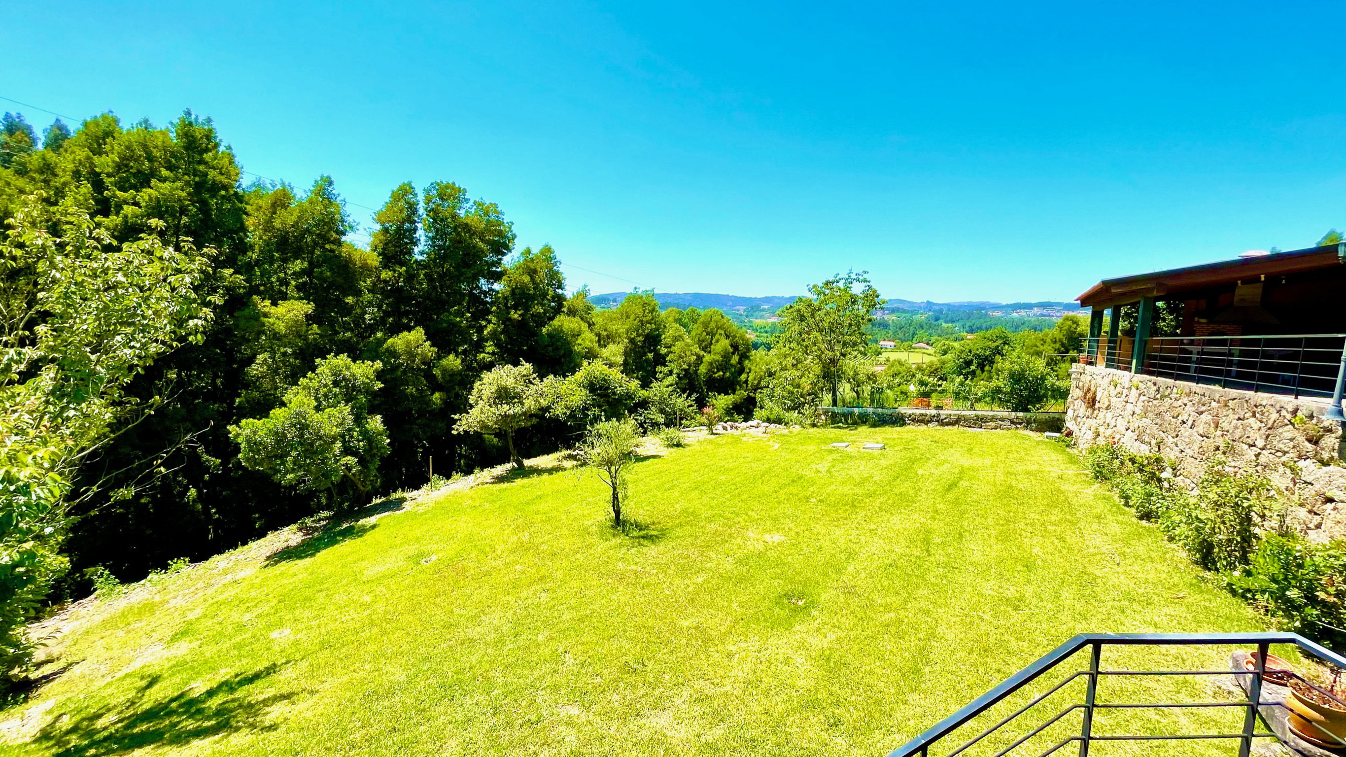 Naturhäuschen in Penafiel