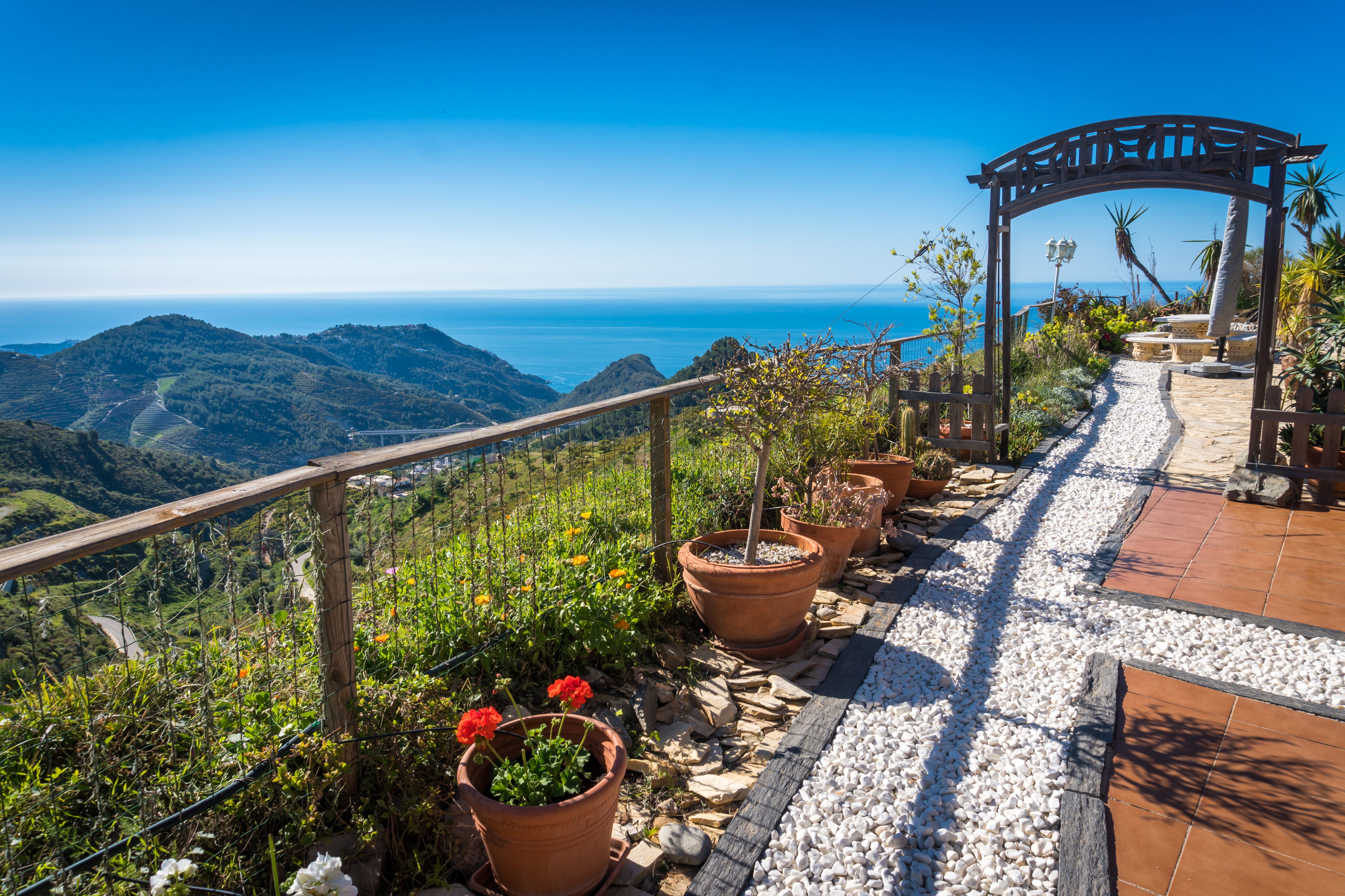 Naturhäuschen in Nerja / Maro
