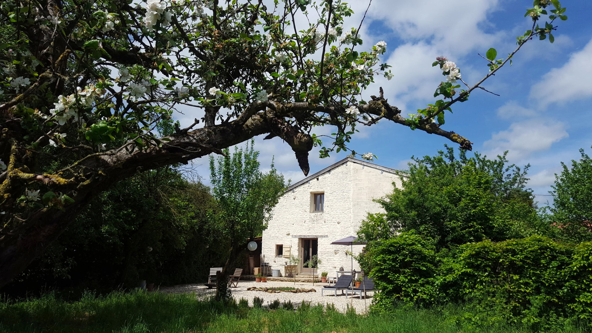 Nature house in Autréville Saint Lambert