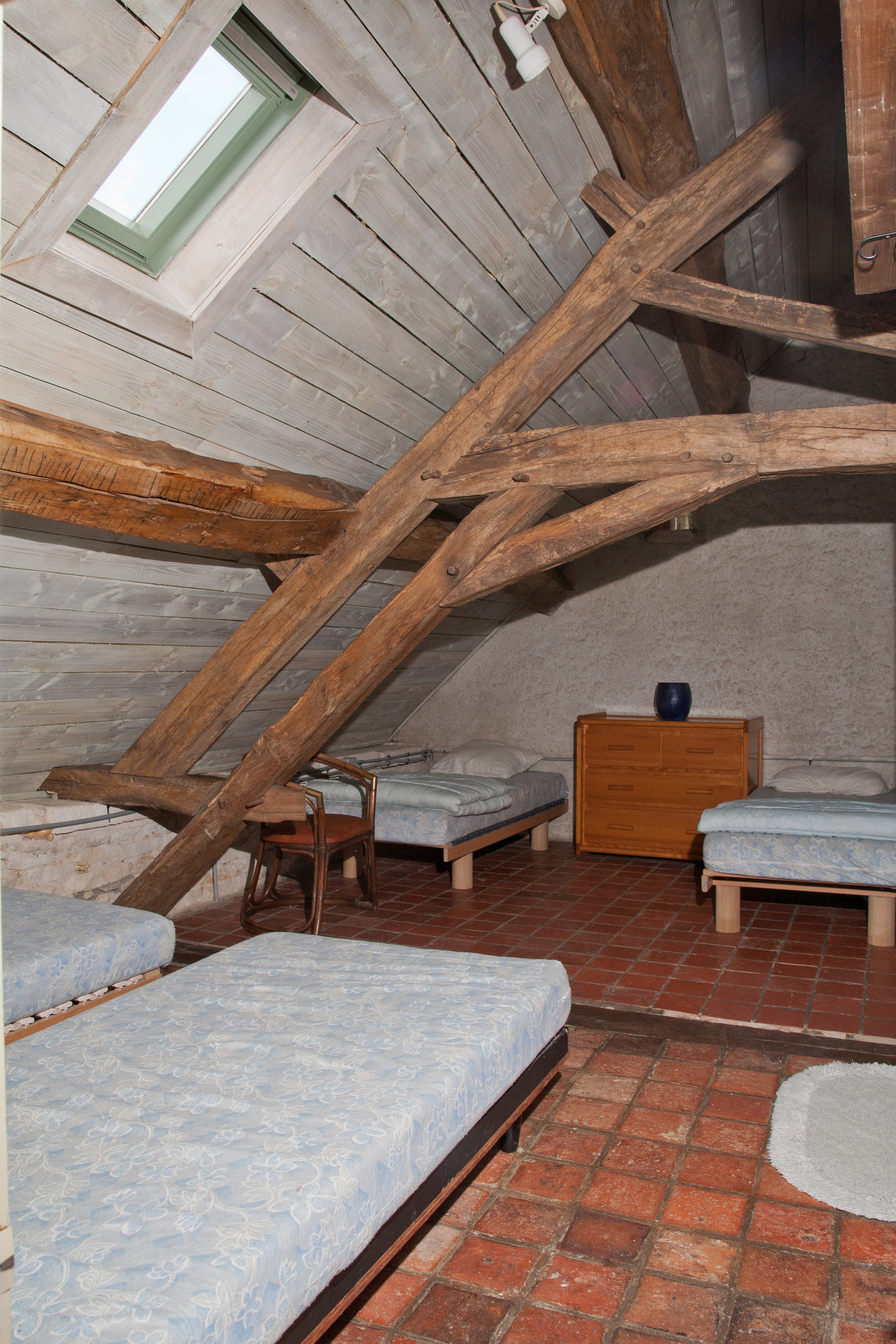 - image: 11