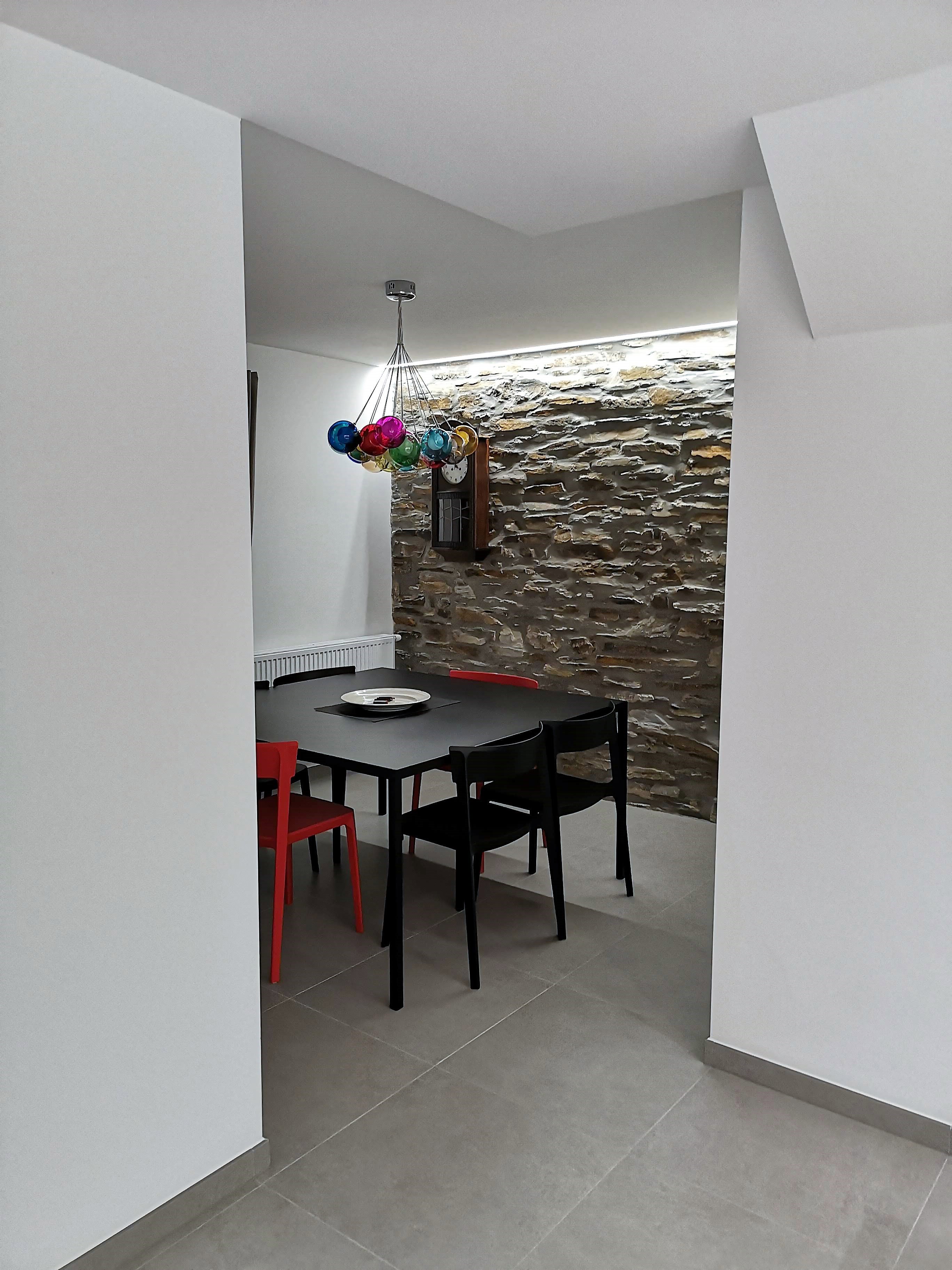 - image: 25