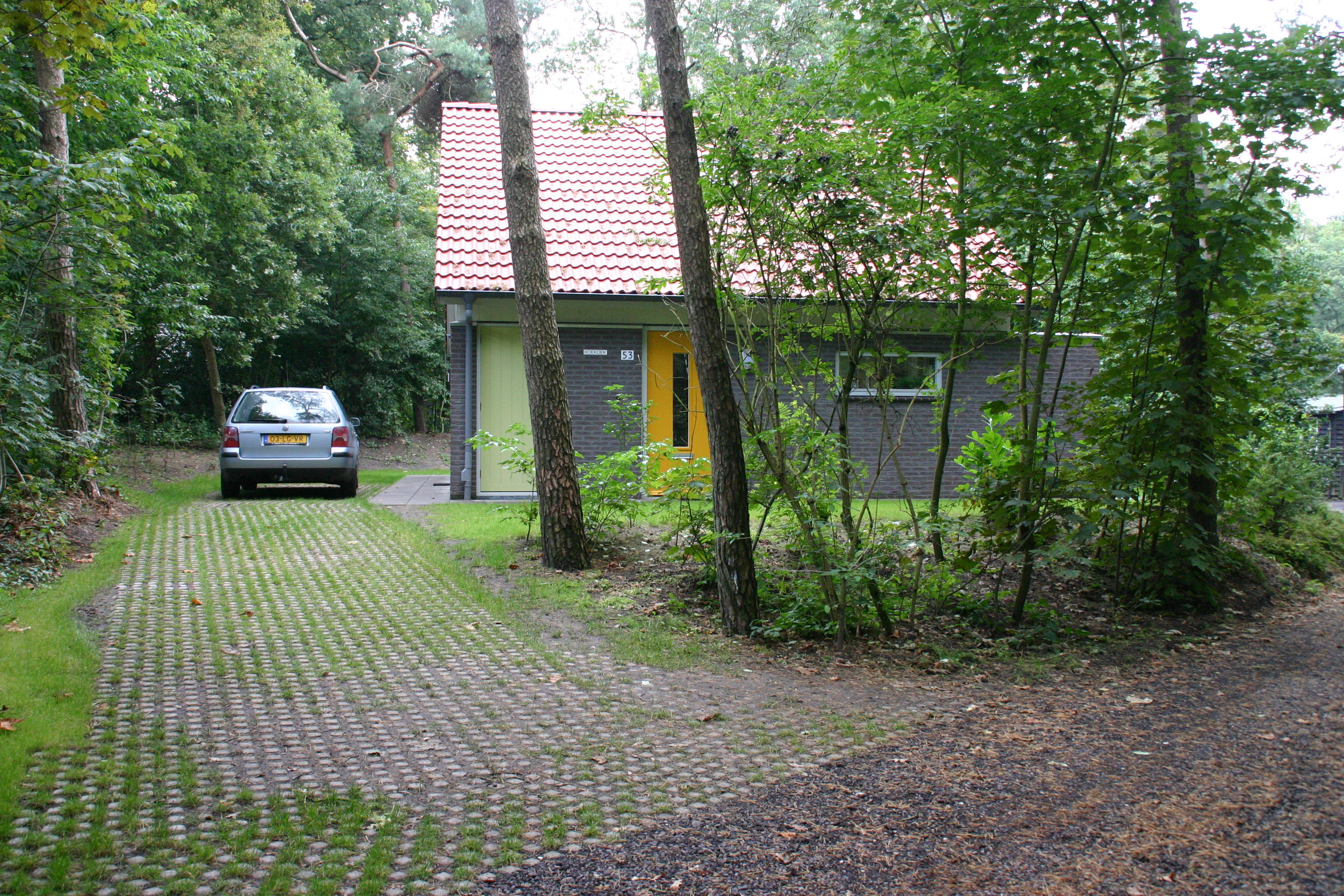 Naturhäuschen in Oudemirdum