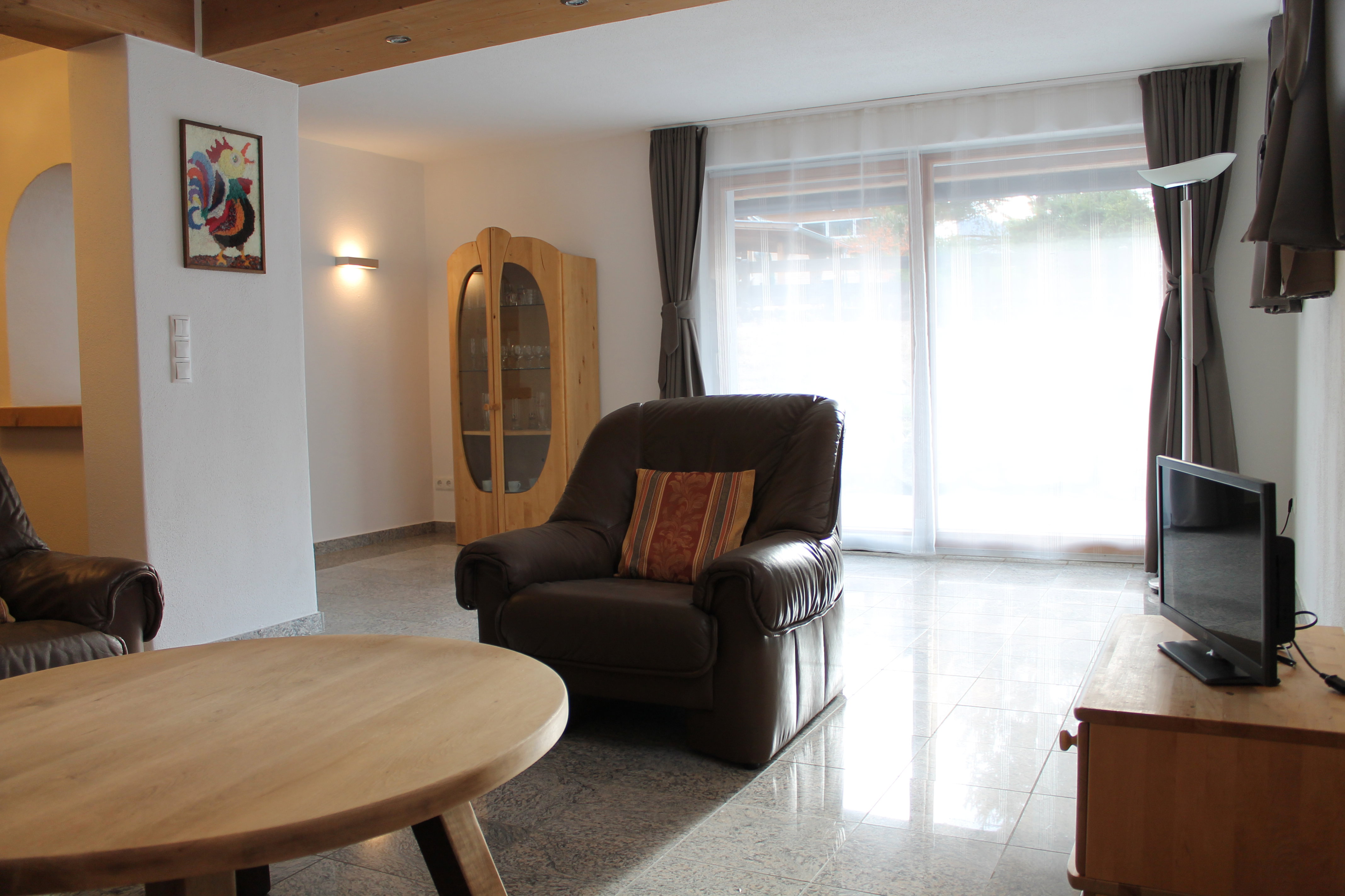 - image: 12