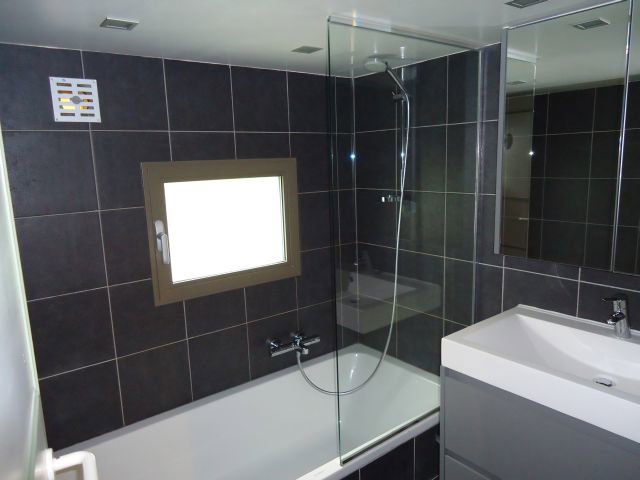 - image: 13