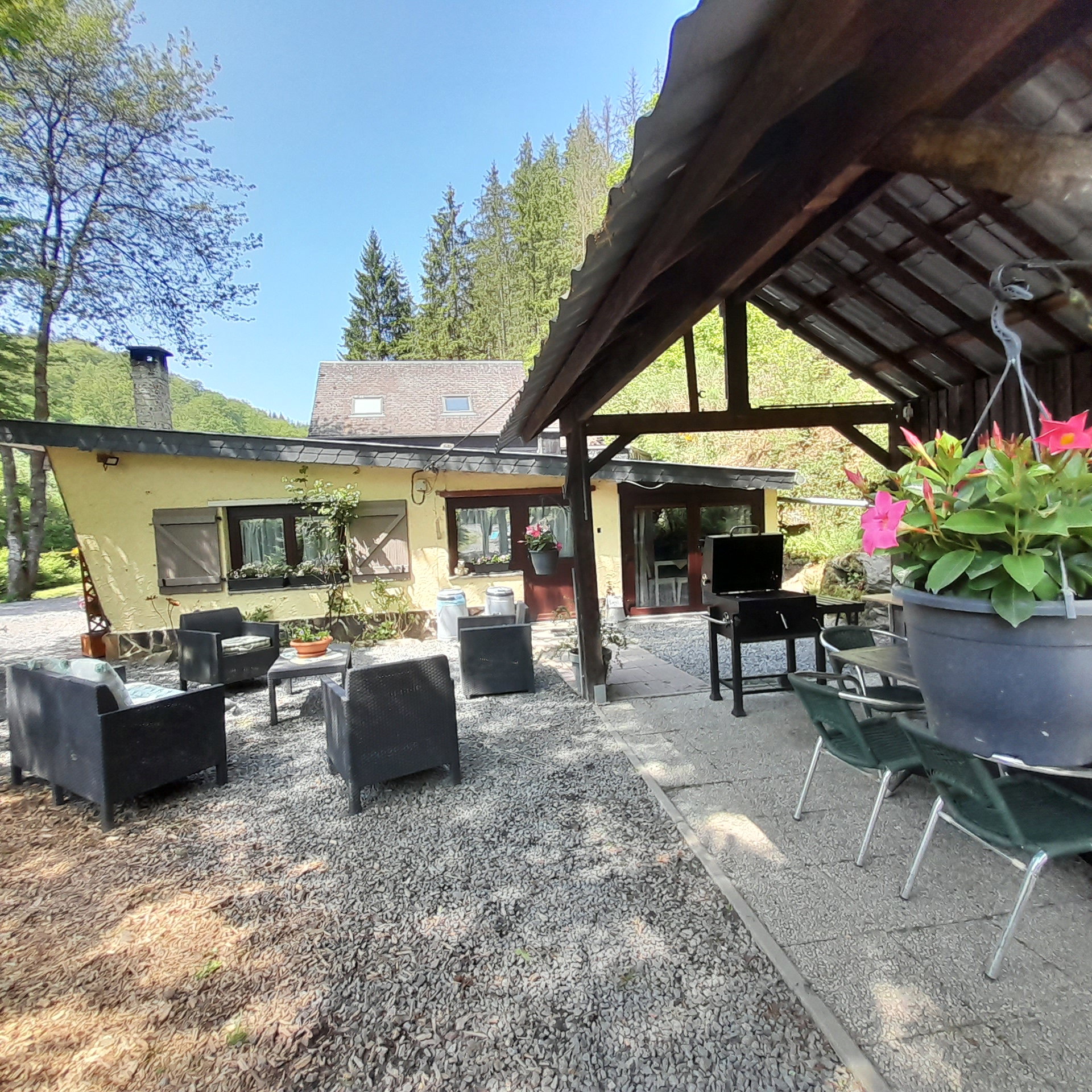Casa nella natura a Hives