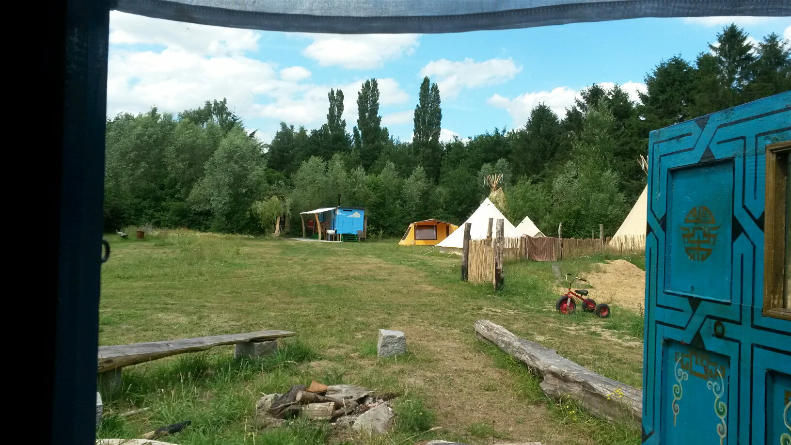- image: 11