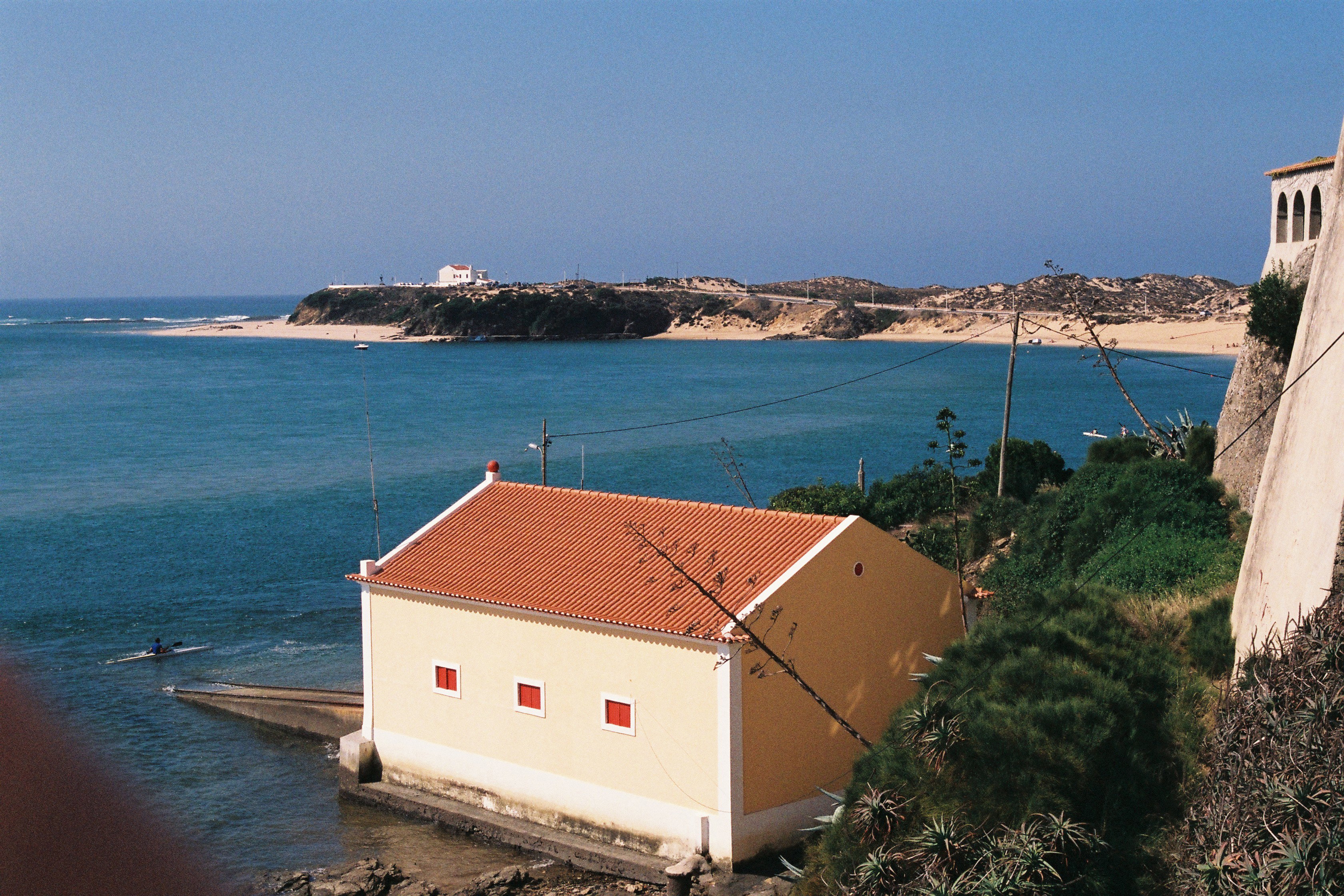 - image: 25