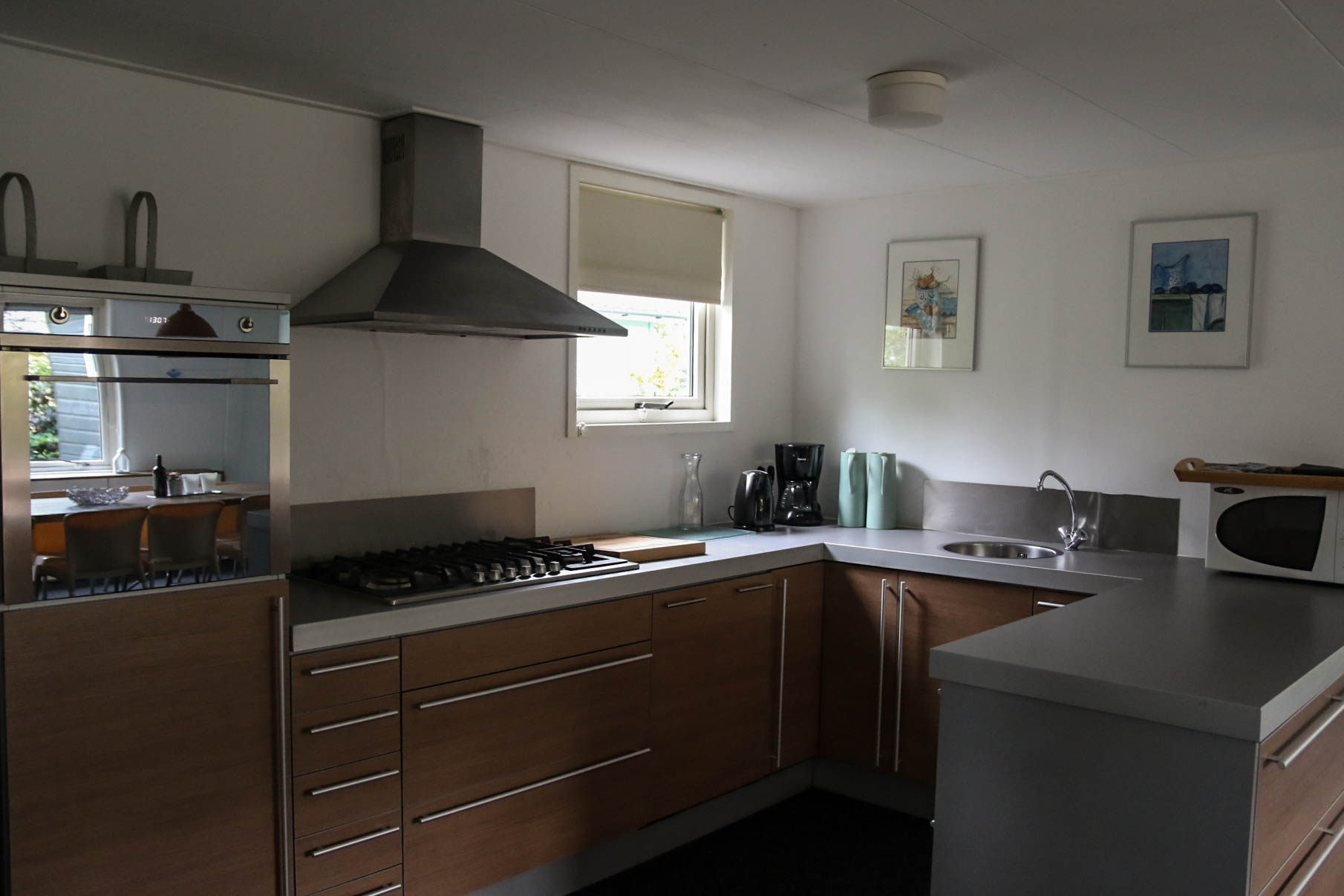 - image: 14