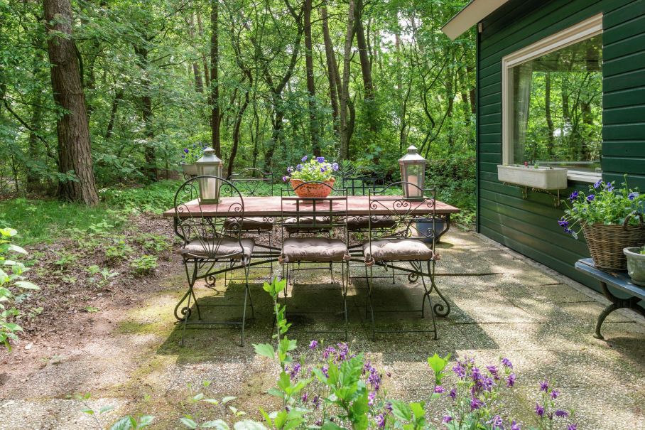 - image: 21