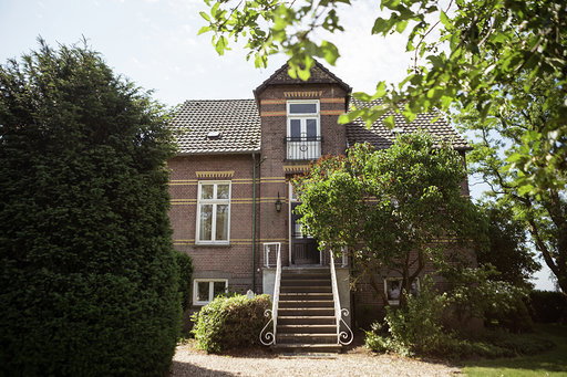 - image: 2