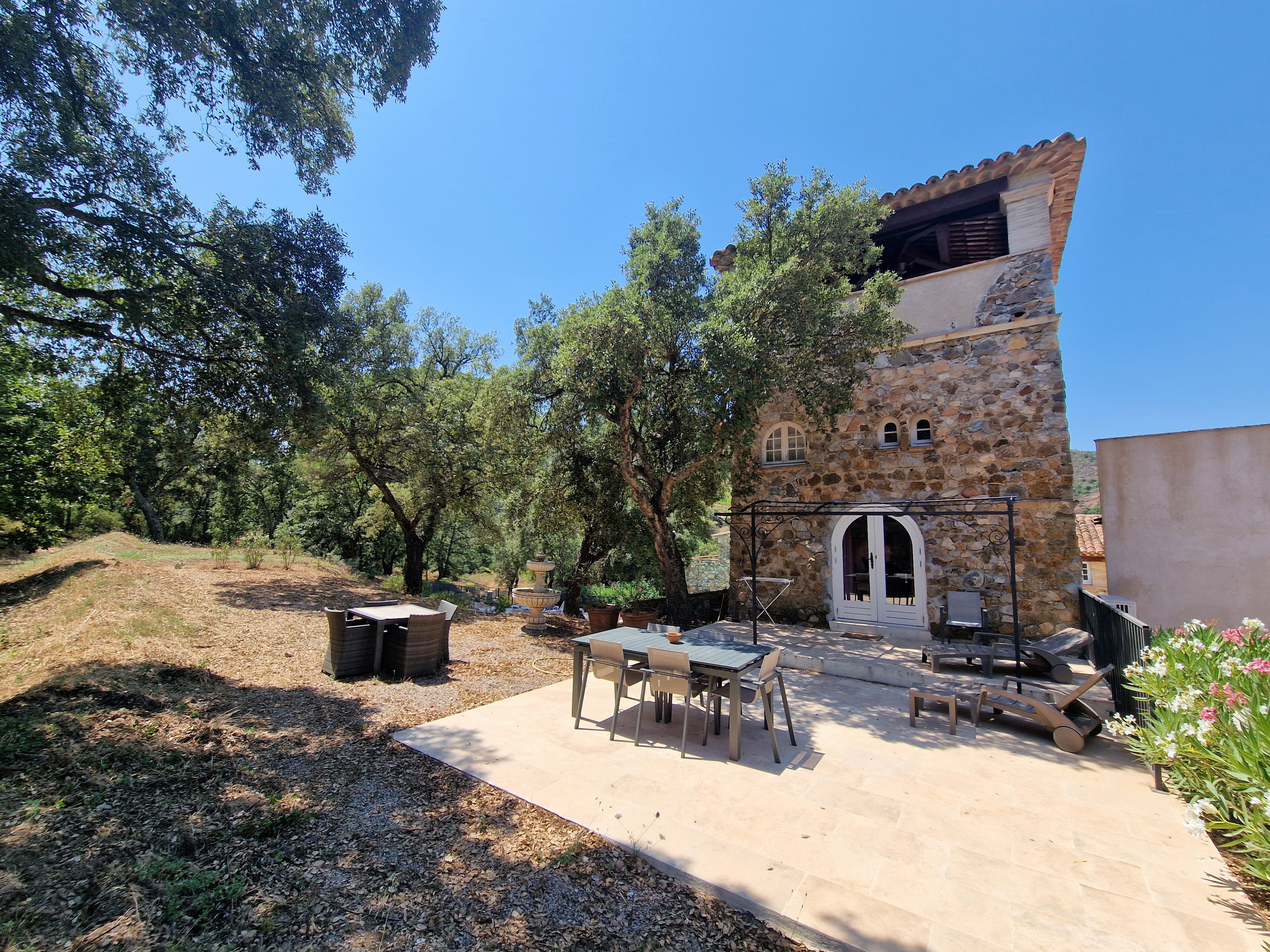 Maison nature à La plan de tour