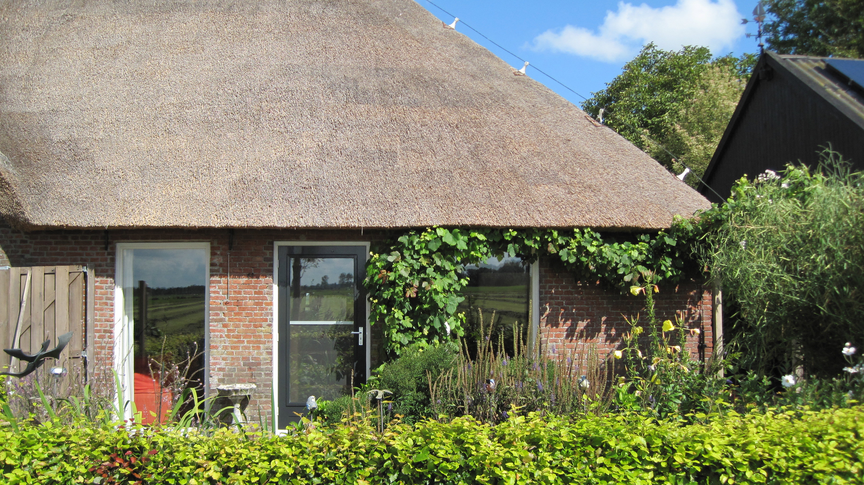 Naturhäuschen in Readtsjerk (Roodkerk)