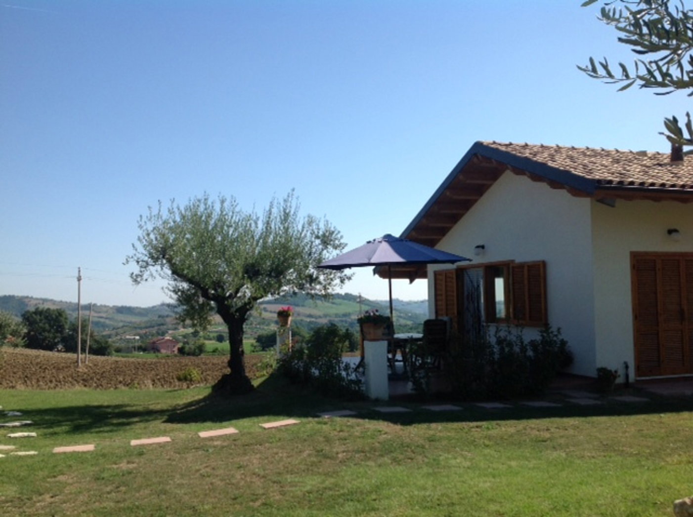 Maison nature à Montebello di Bertona