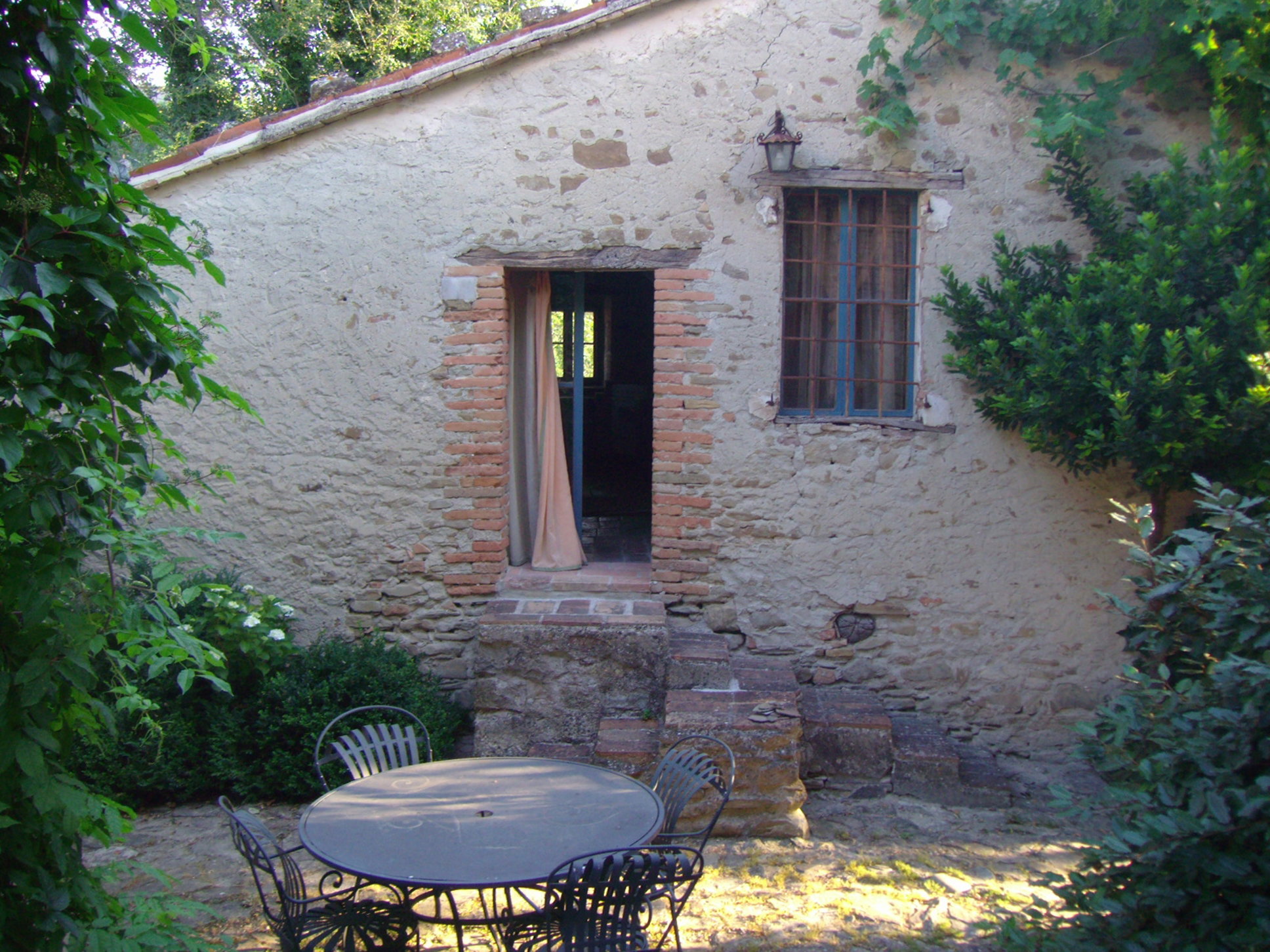 - image: 22