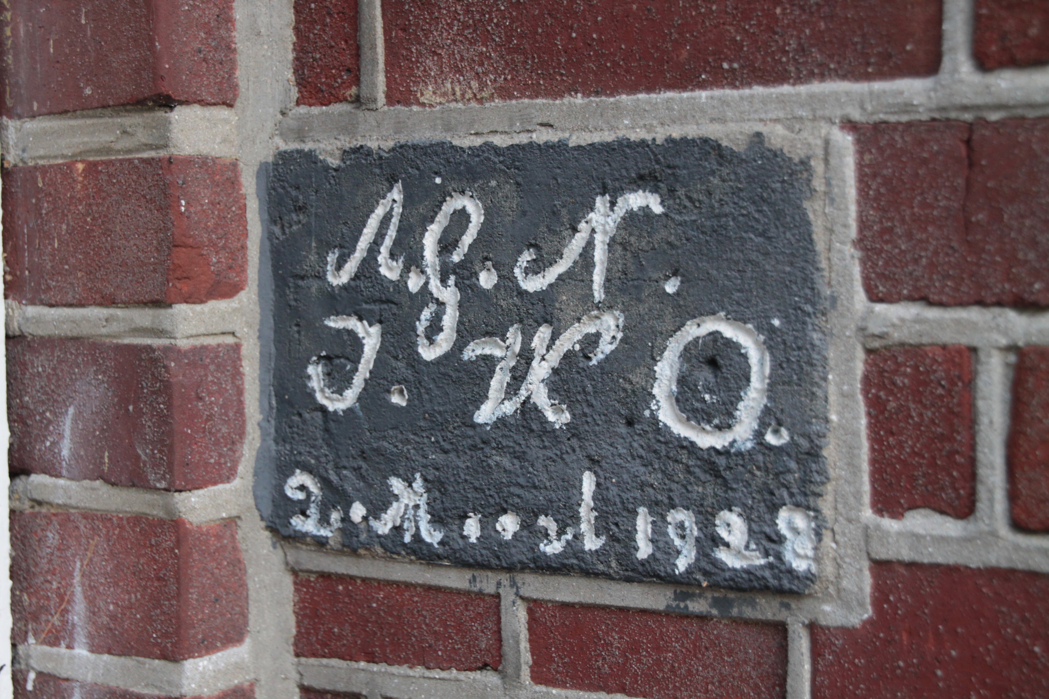 - image: 17