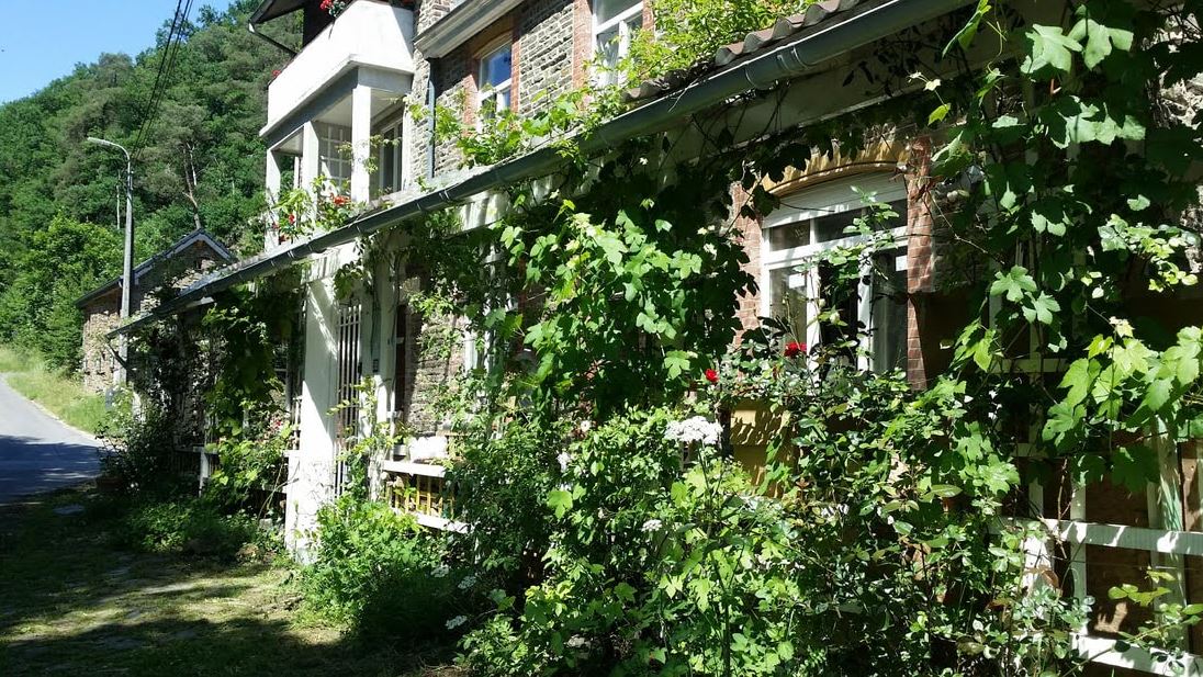 Naturhäuschen in Stoumont