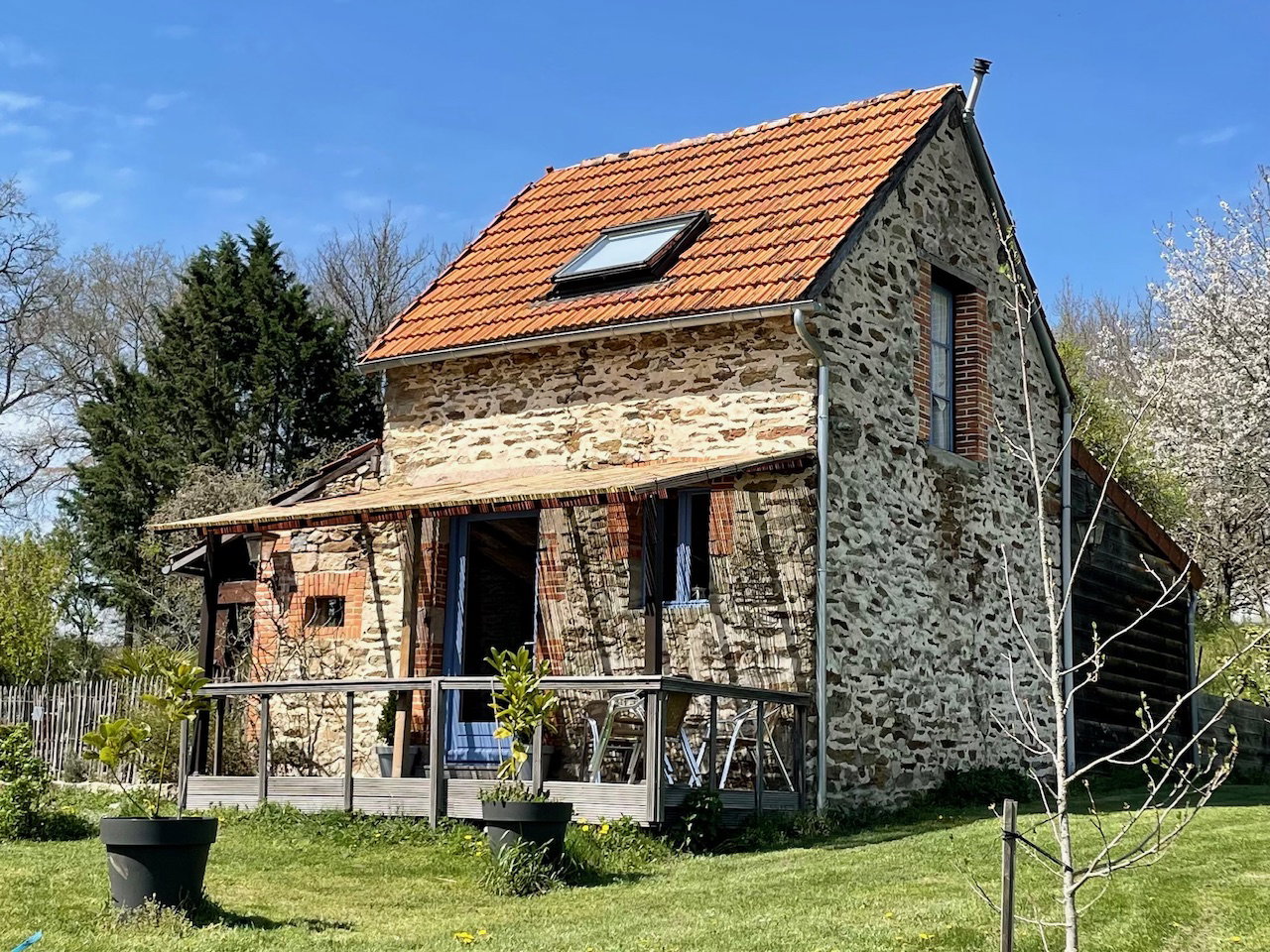 Naturhäuschen in Malleret-Boussac