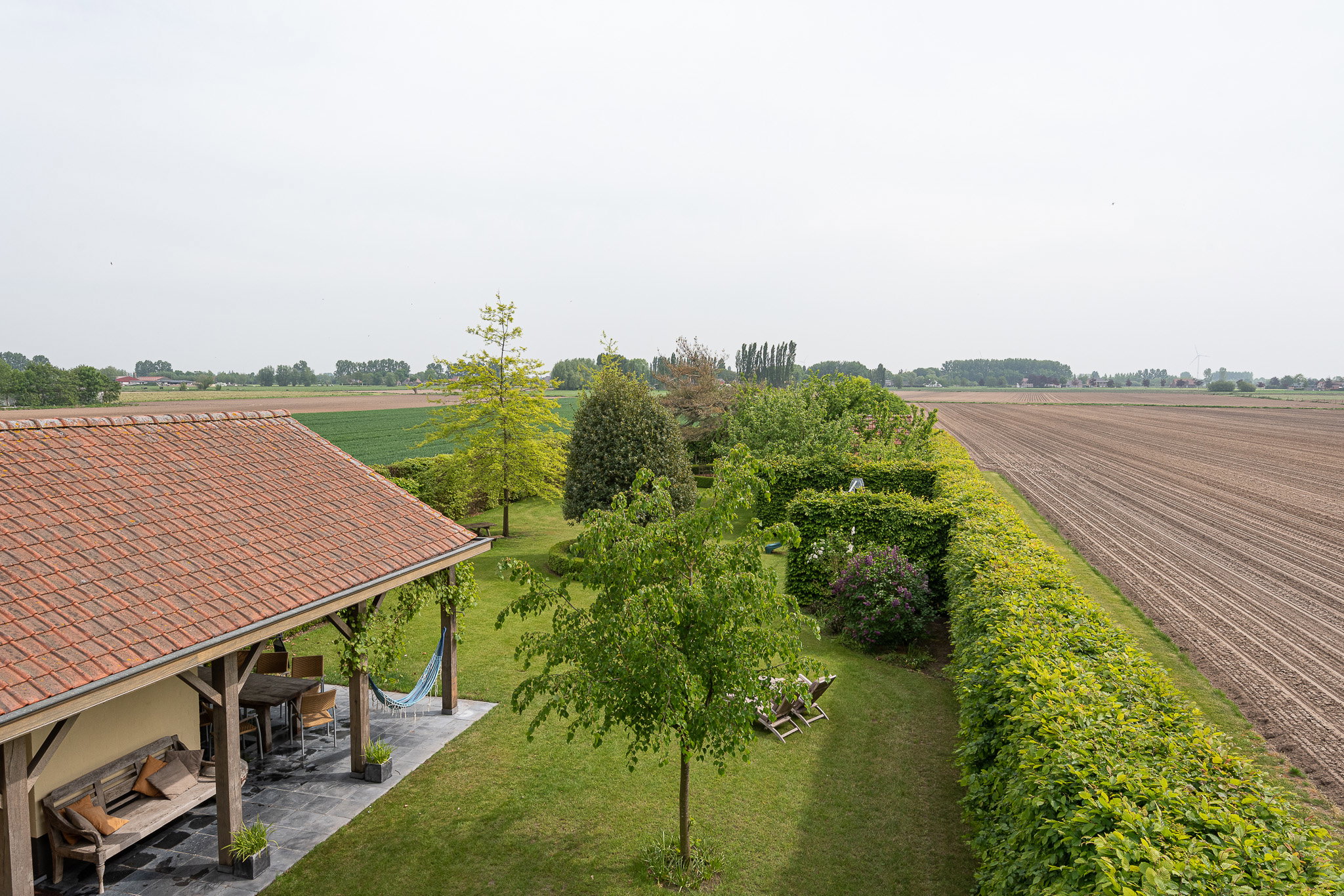 - image: 18
