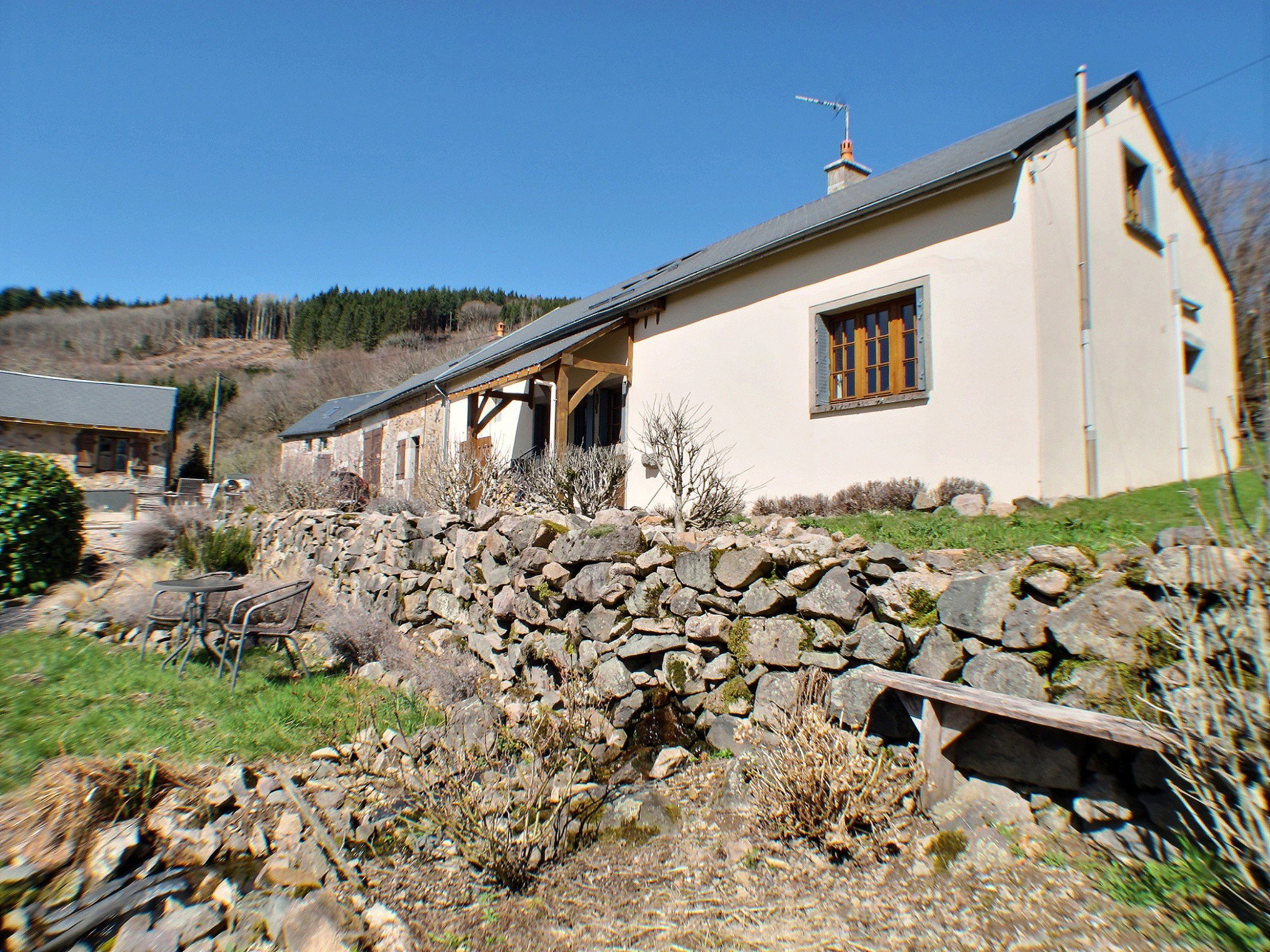 Naturhäuschen in Glux en Glenne