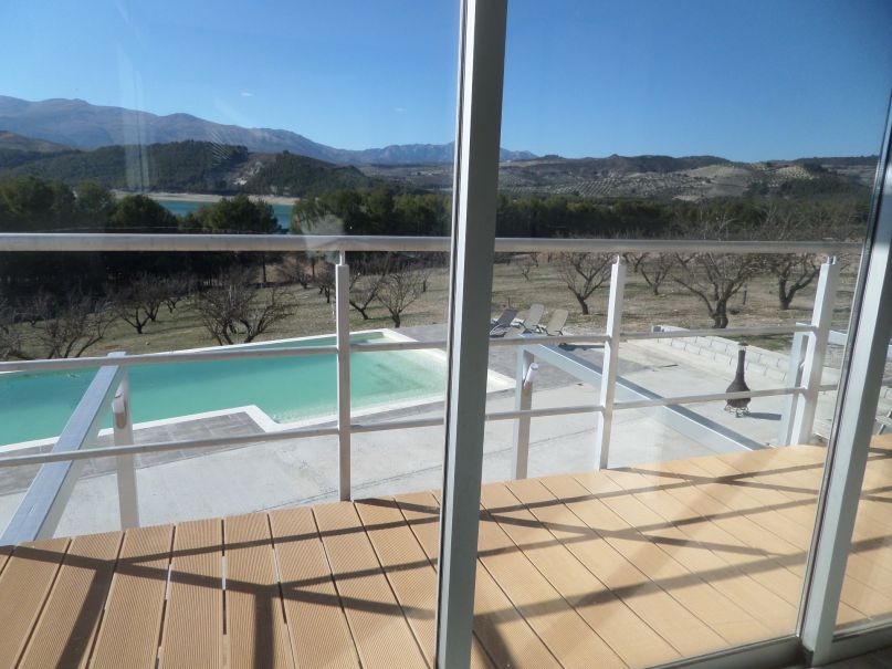 Nature house in Pantano de Bermejales
