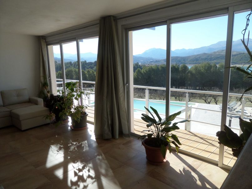 Nature house in Pantano de Bermejales
