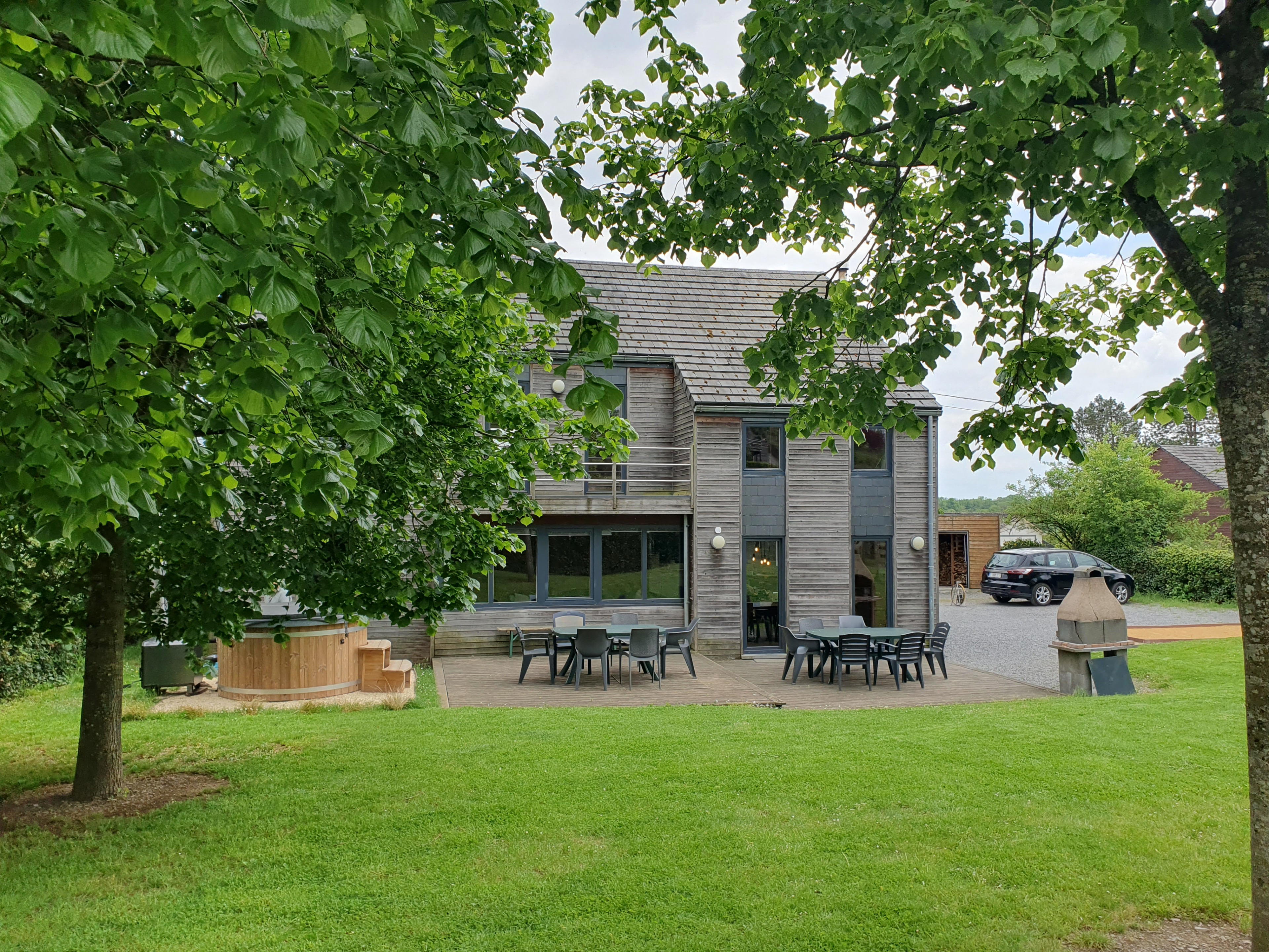 Nature house in ENNEILLE