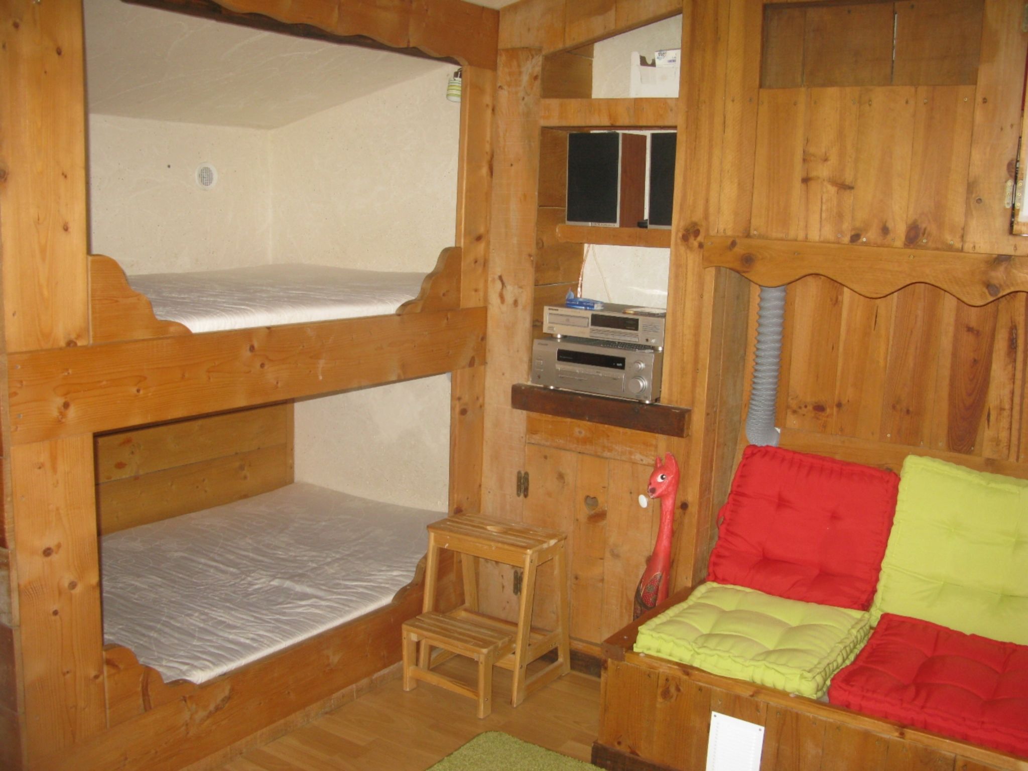 - image: 14