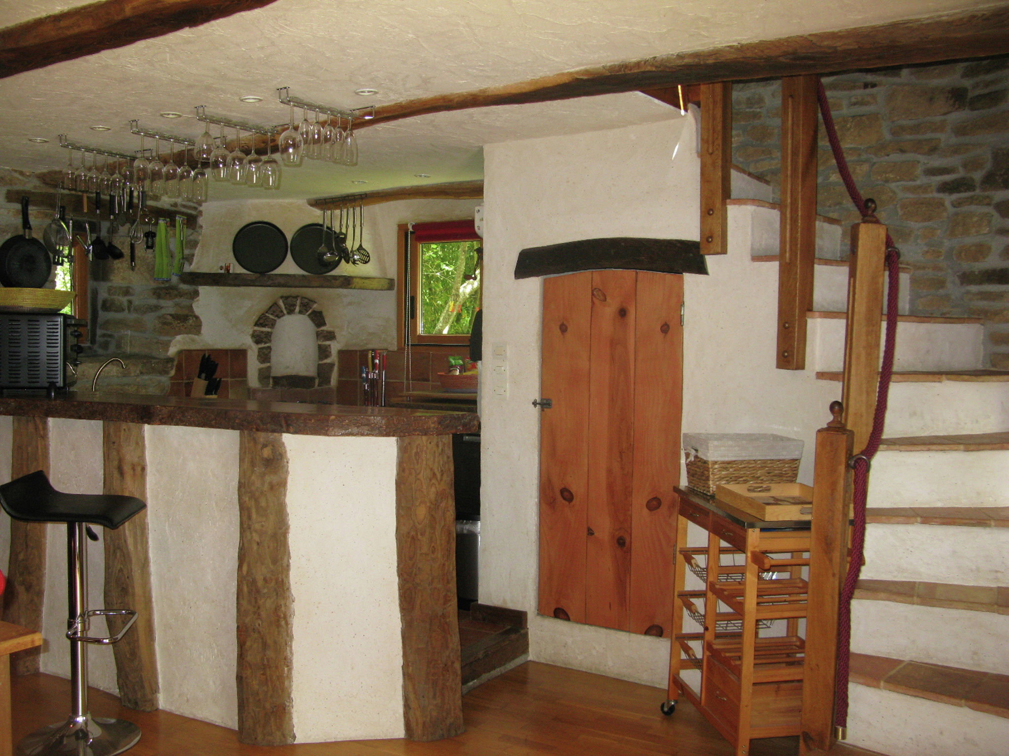 - image: 10