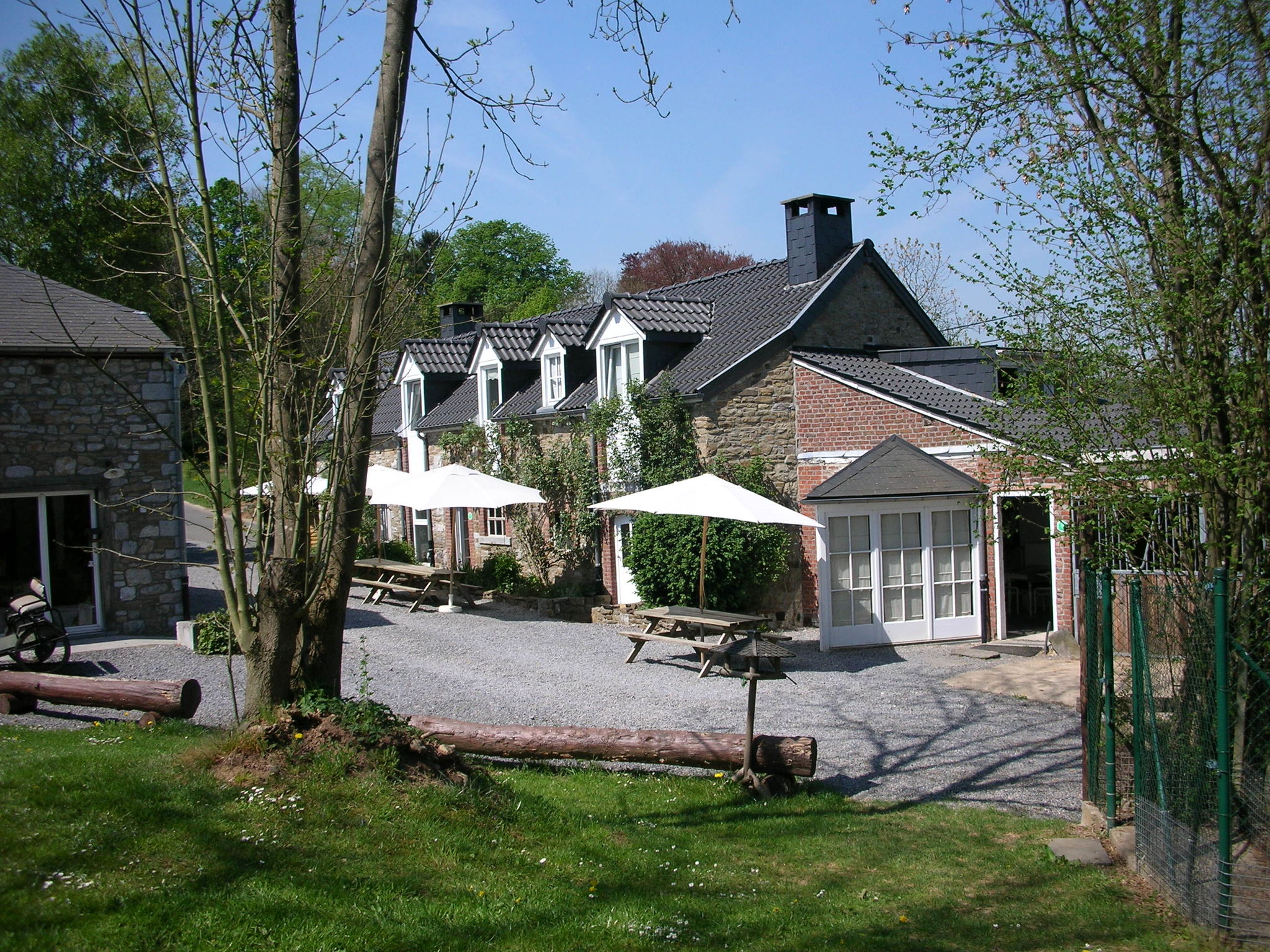 - image: 24