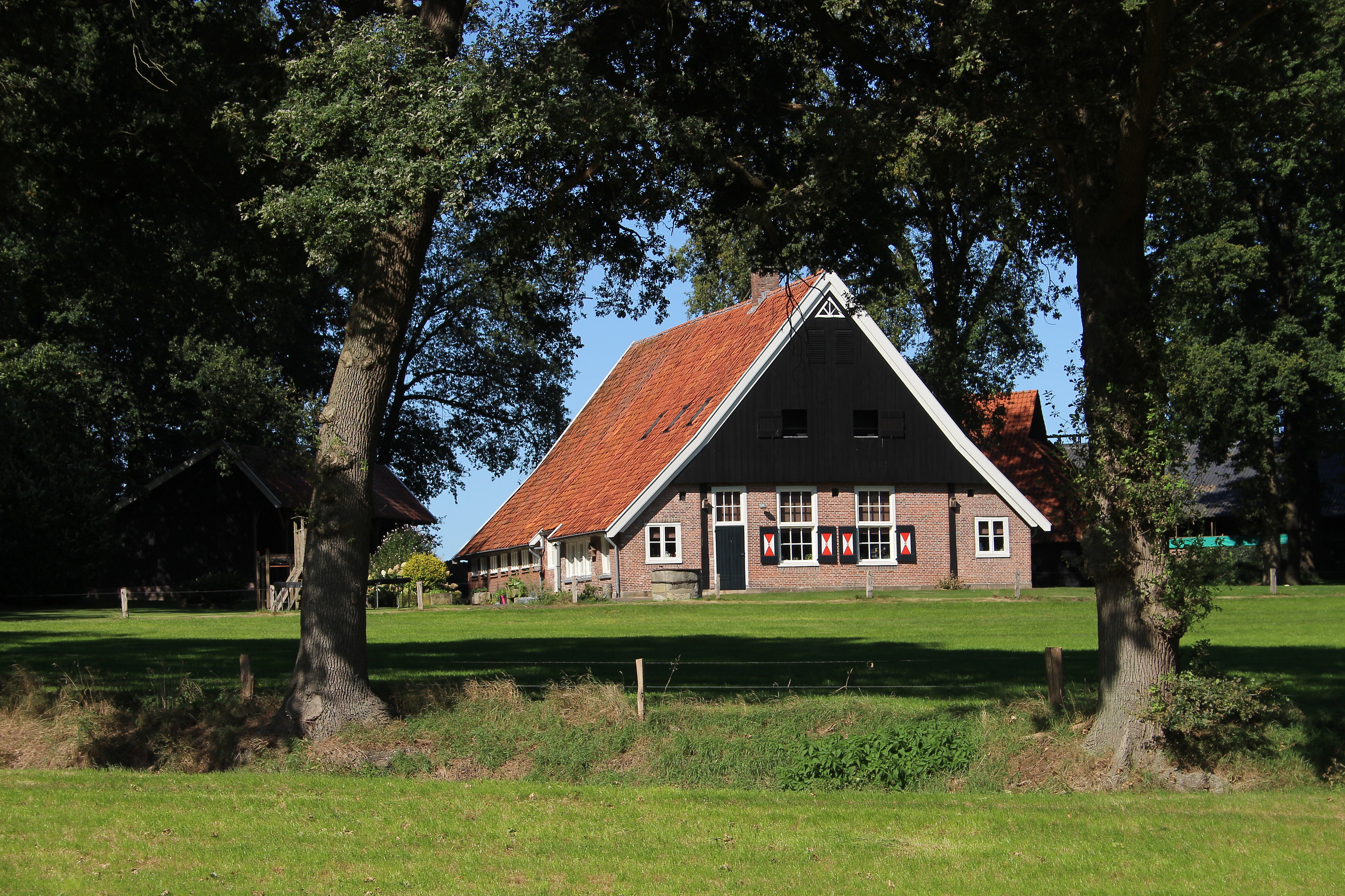 - image: 26