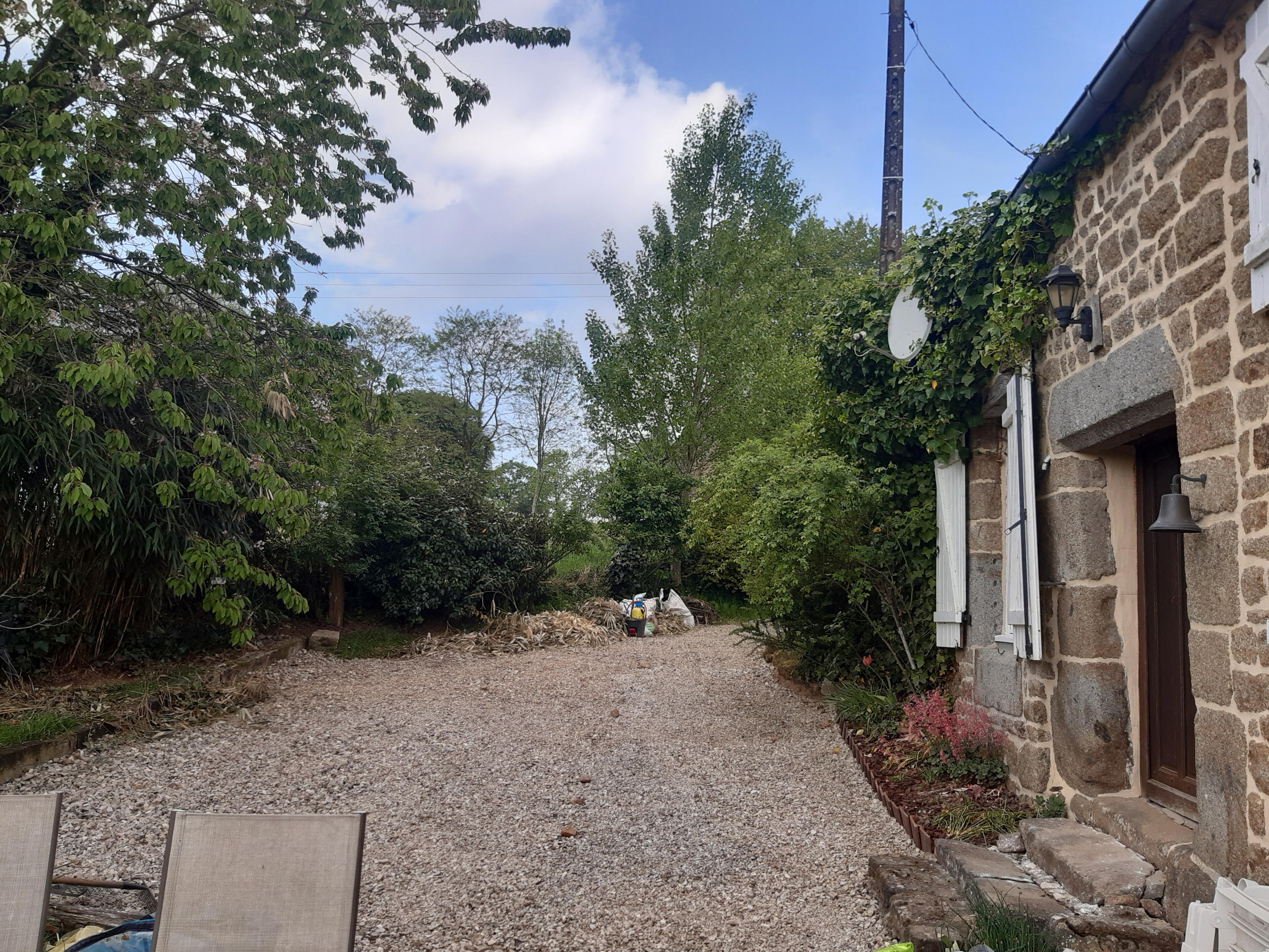 Nature house in ST. BOMER LES FORGES