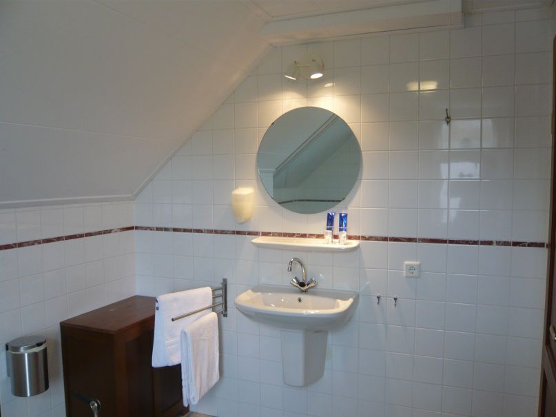 - image: 40