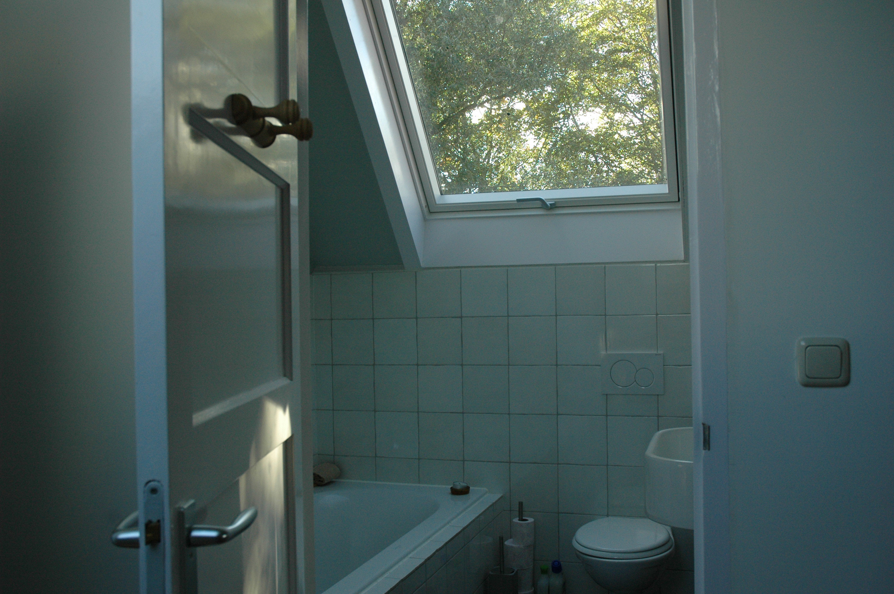 - image: 14