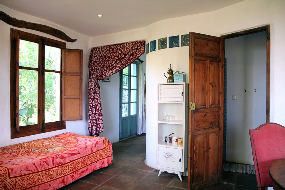 Nature house in Bayacas, Órgiva
